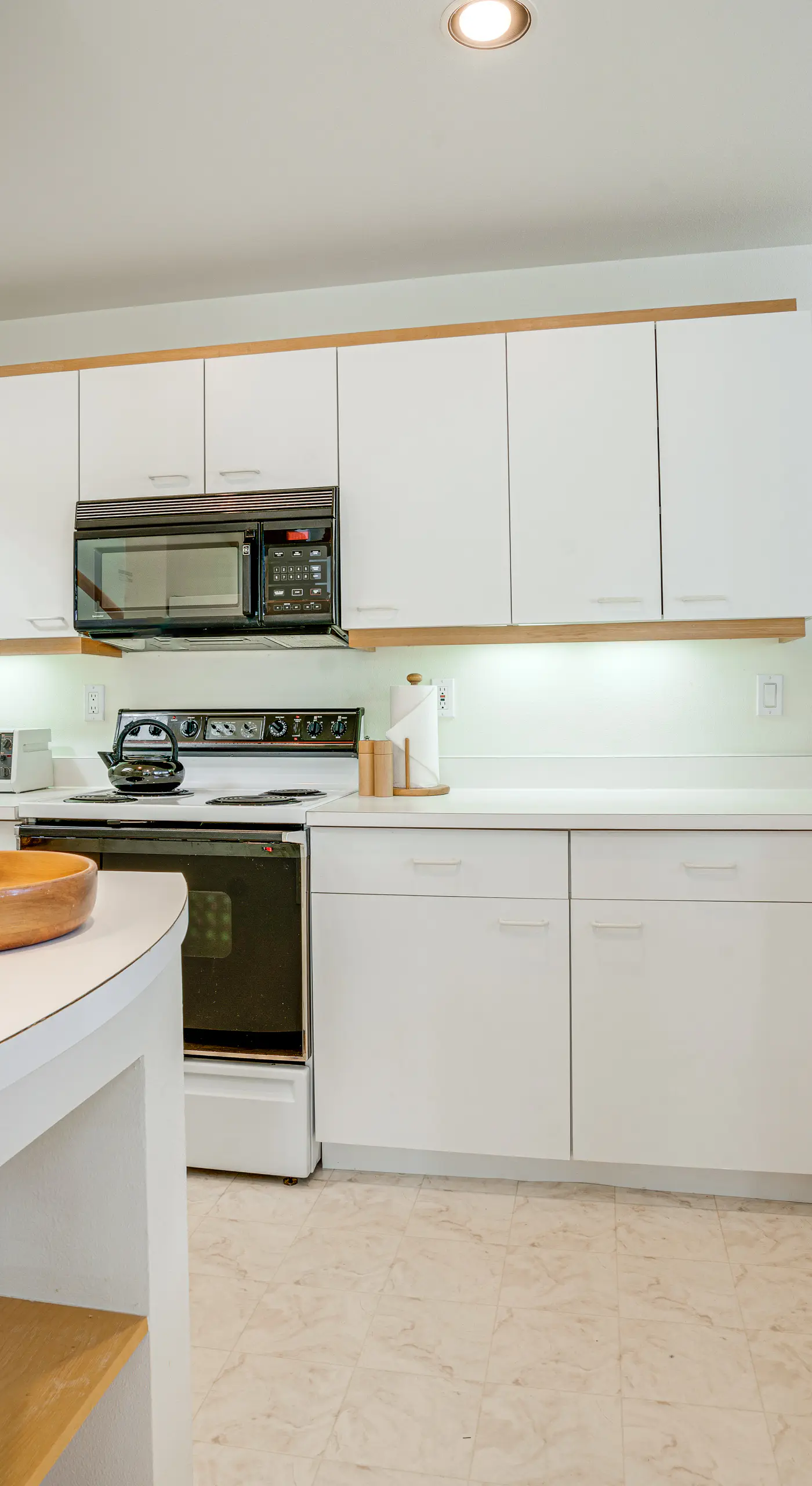 Mtn-View Deck, Workspace! Walkable Frisco Condo