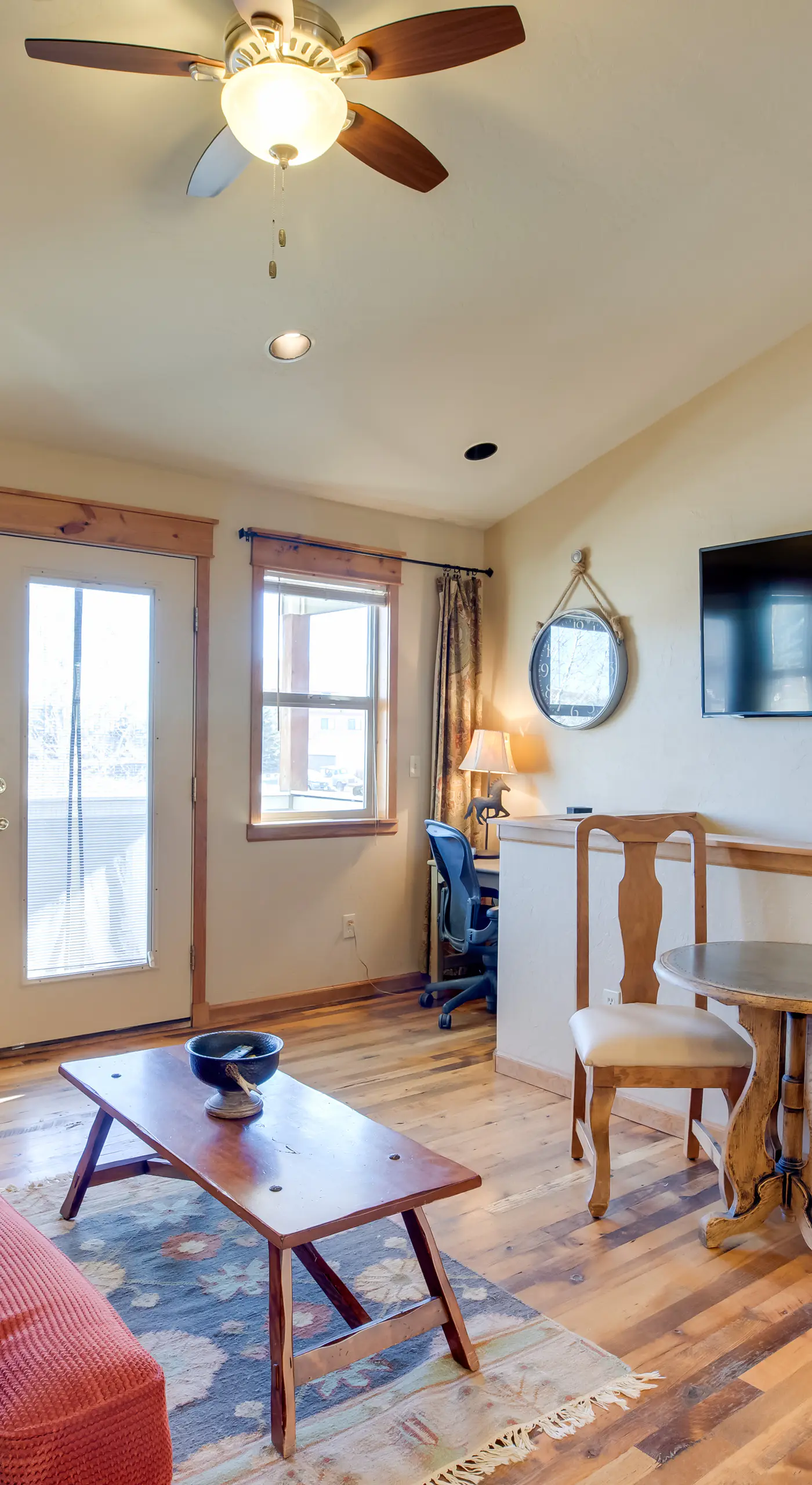 3 Blocks to Main St: Cozy Gunnison Retreat!
