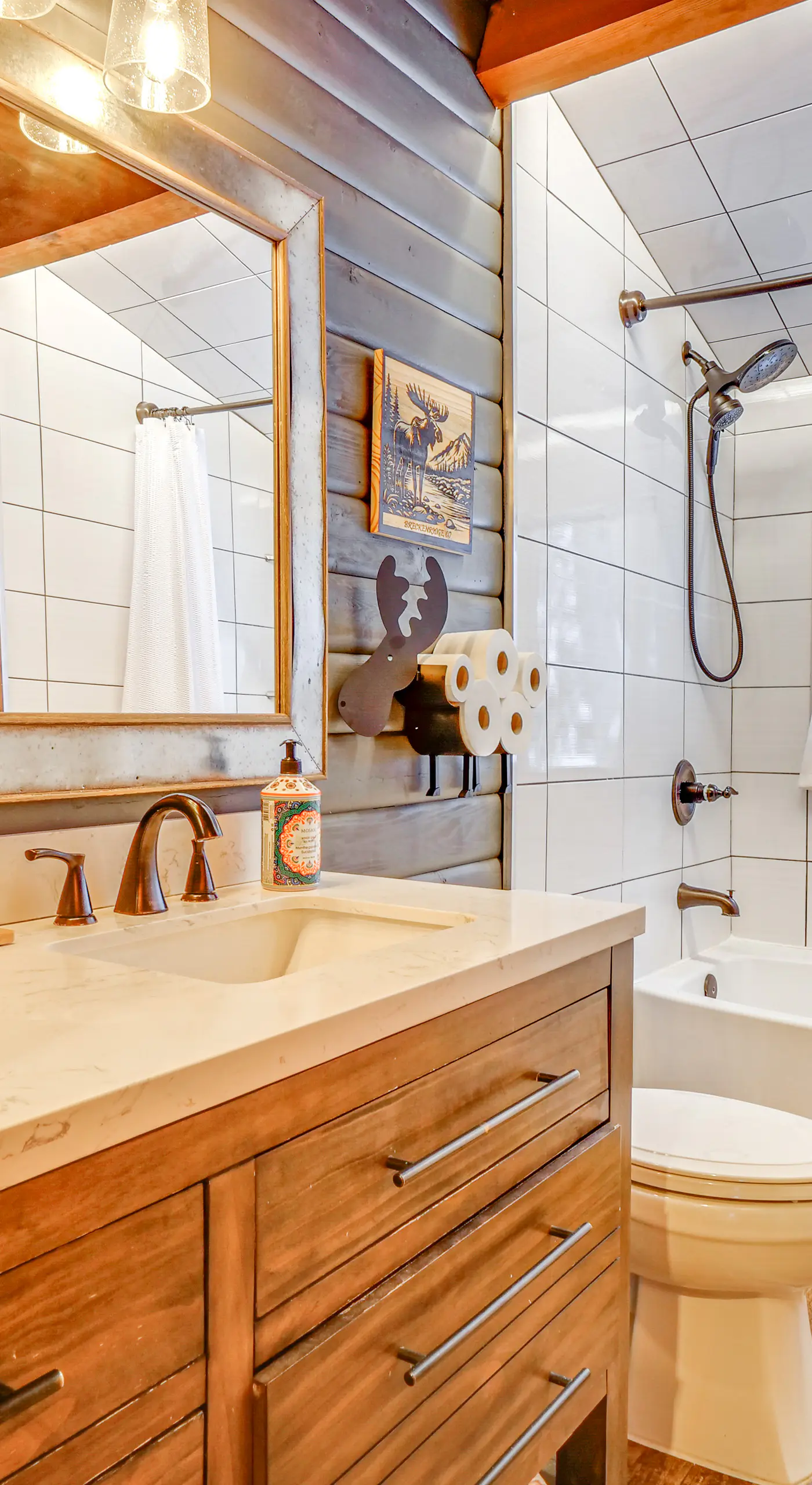 5 Mi to Breckenridge Ski Resort: Cozy Wood Cabin!