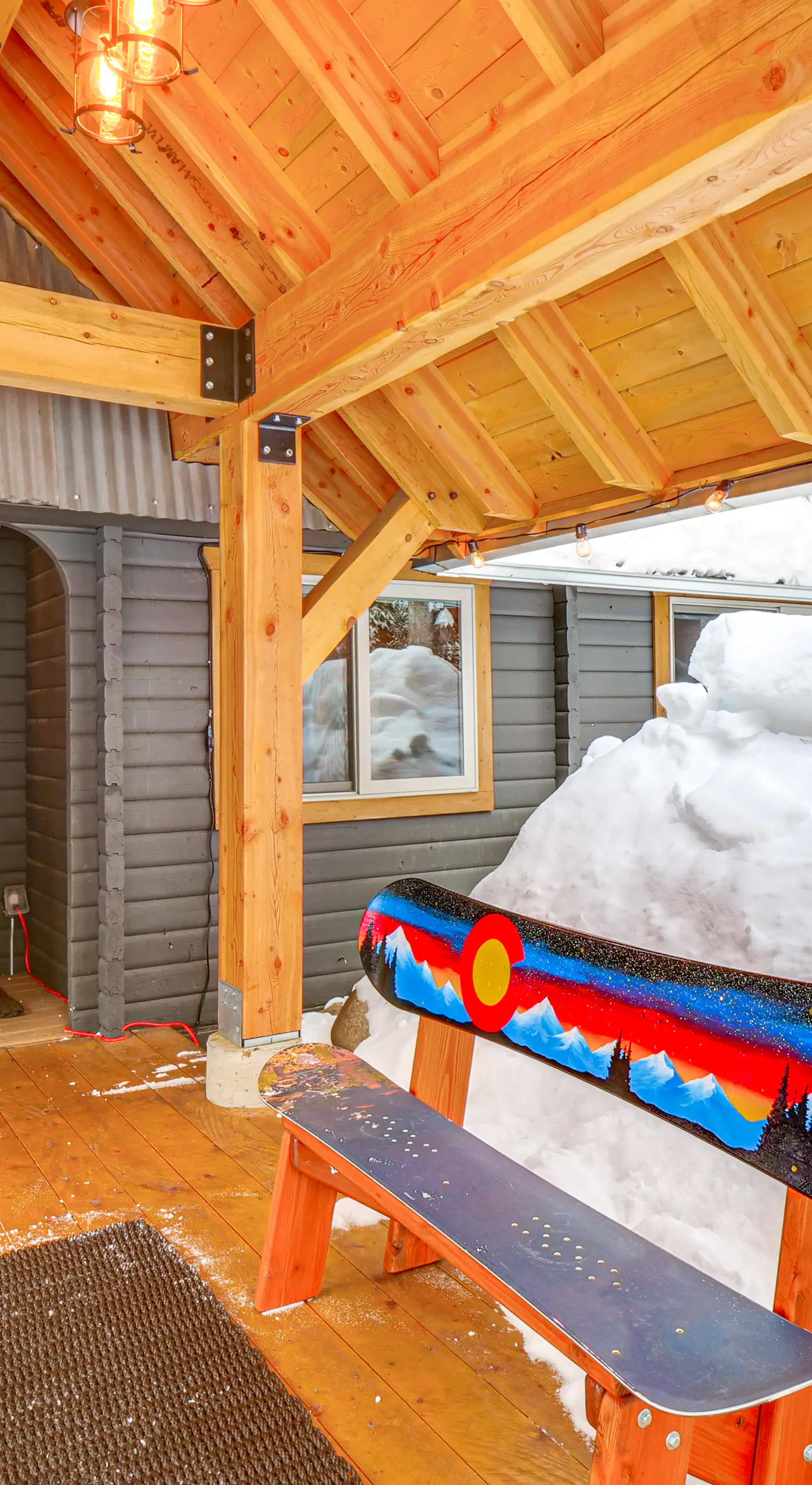 5 Mi to Breckenridge Ski Resort: Cozy Wood Cabin!