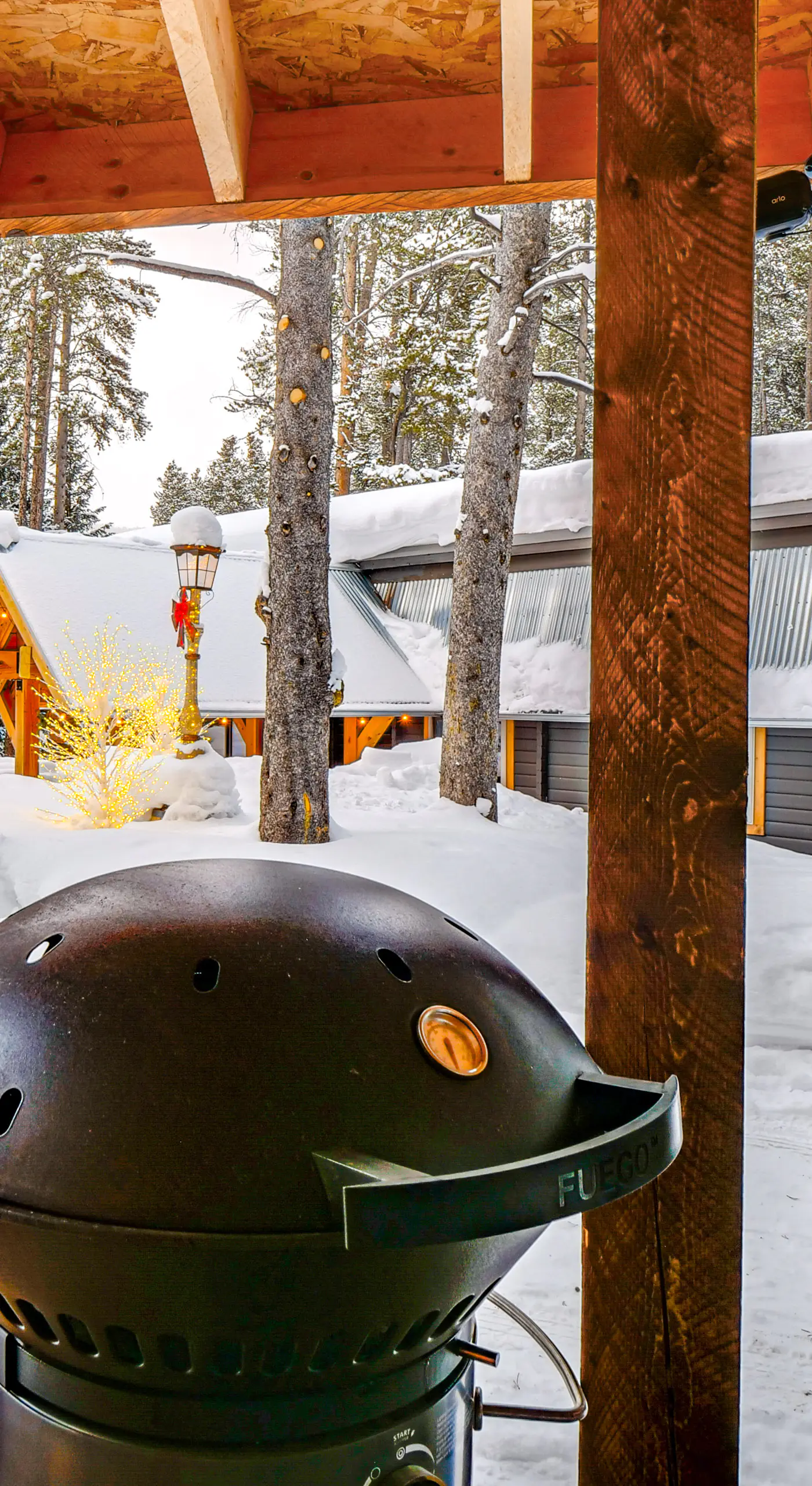 5 Mi to Breckenridge Ski Resort: Cozy Wood Cabin!