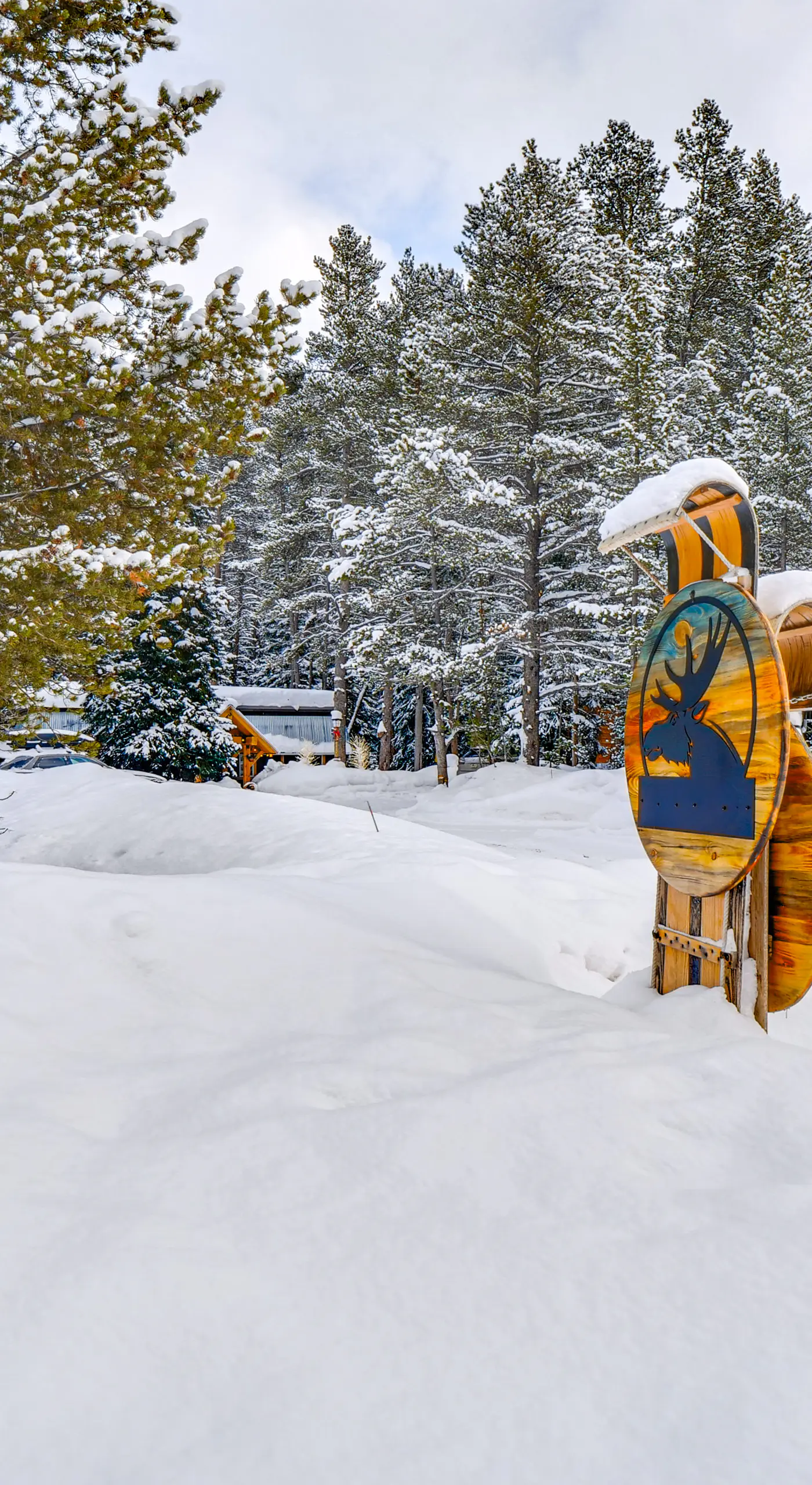5 Mi to Breckenridge Ski Resort: Cozy Wood Cabin!