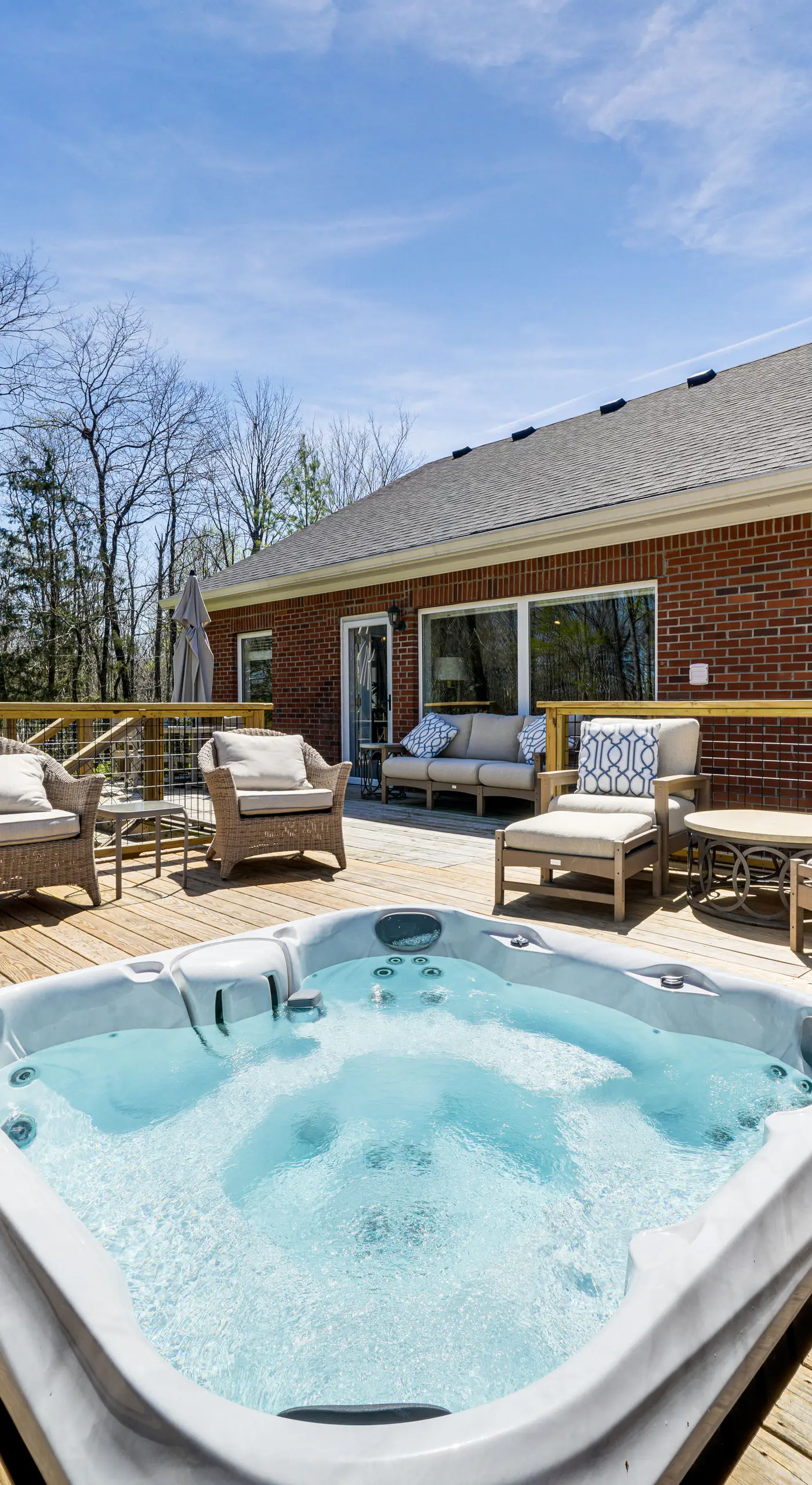 Hot Tub, Deck & Fire Pit: Chic Louisville Home!