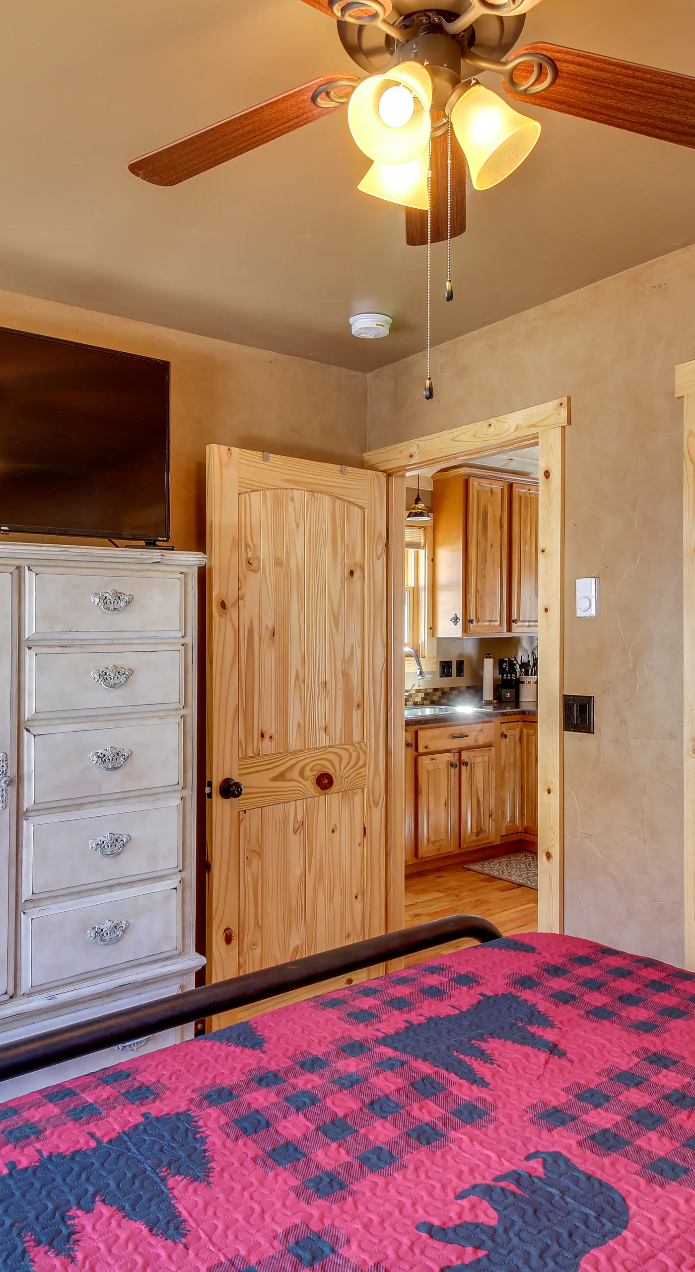 Cozy Ouray Hideaway: Mountain Views, Steps to Main