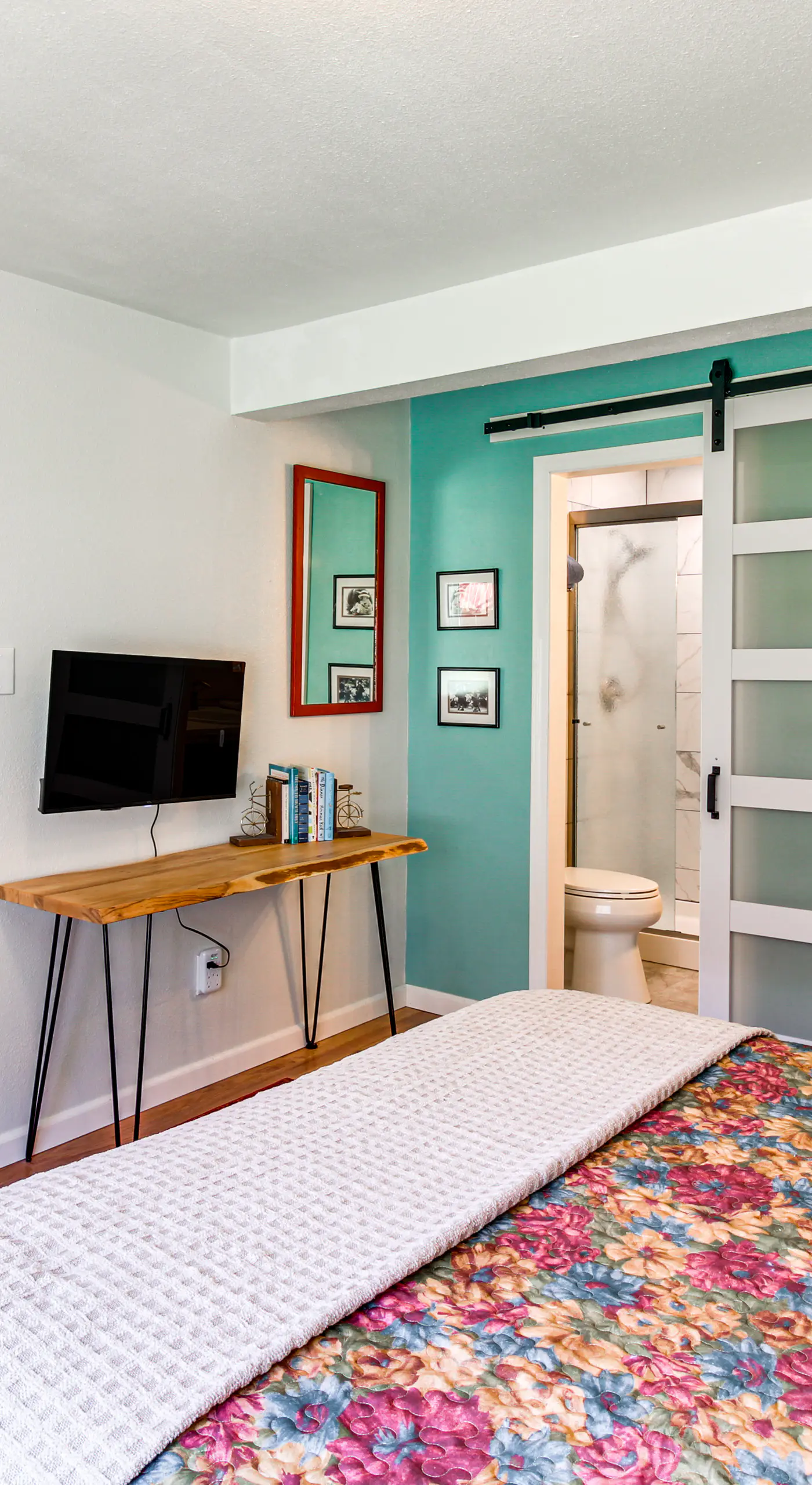 Downtown Ouray Apt w/ River & Mountain Views!