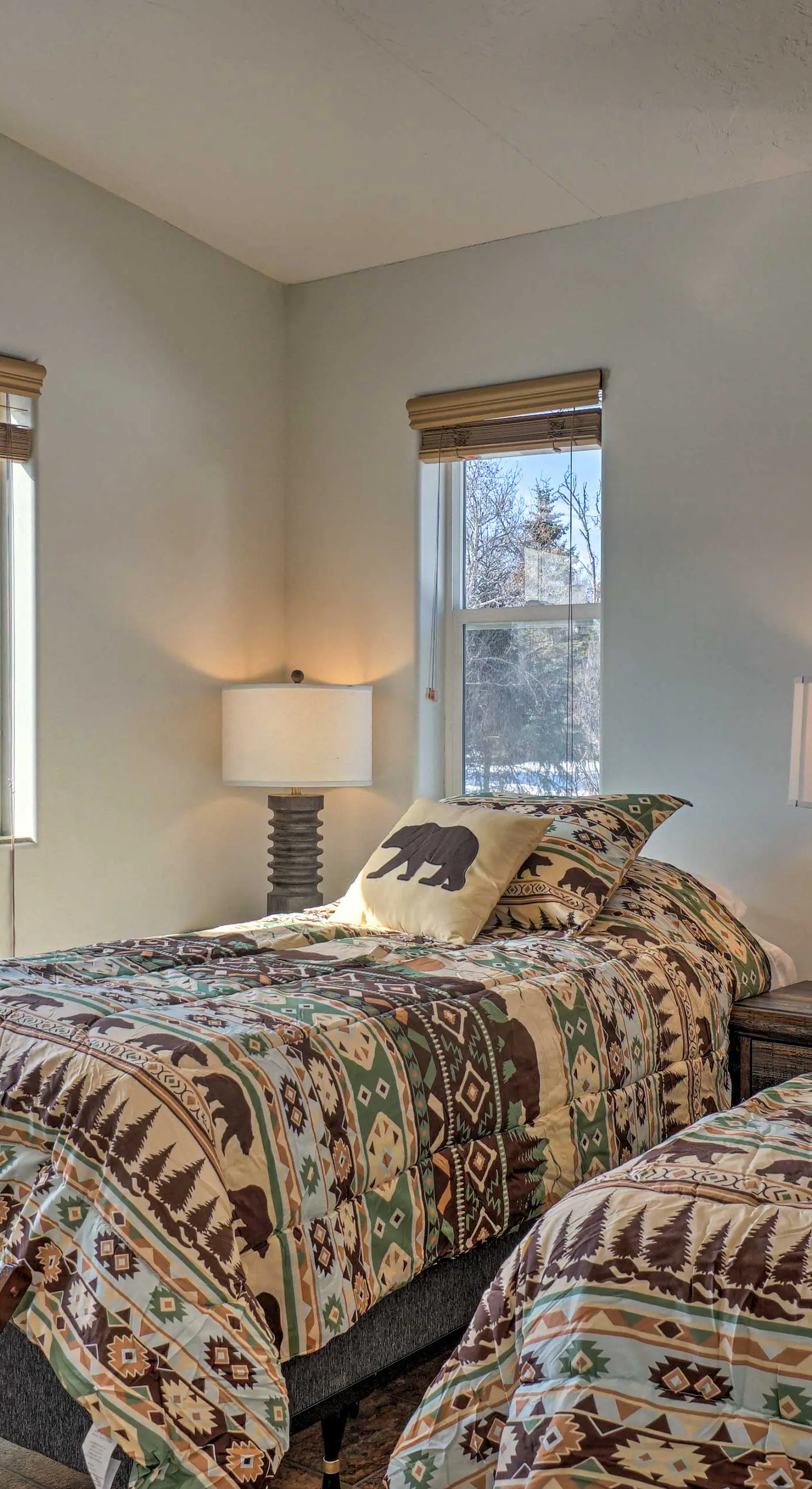 Pet-Friendly Duplex w/ Northern Lights Aurora View