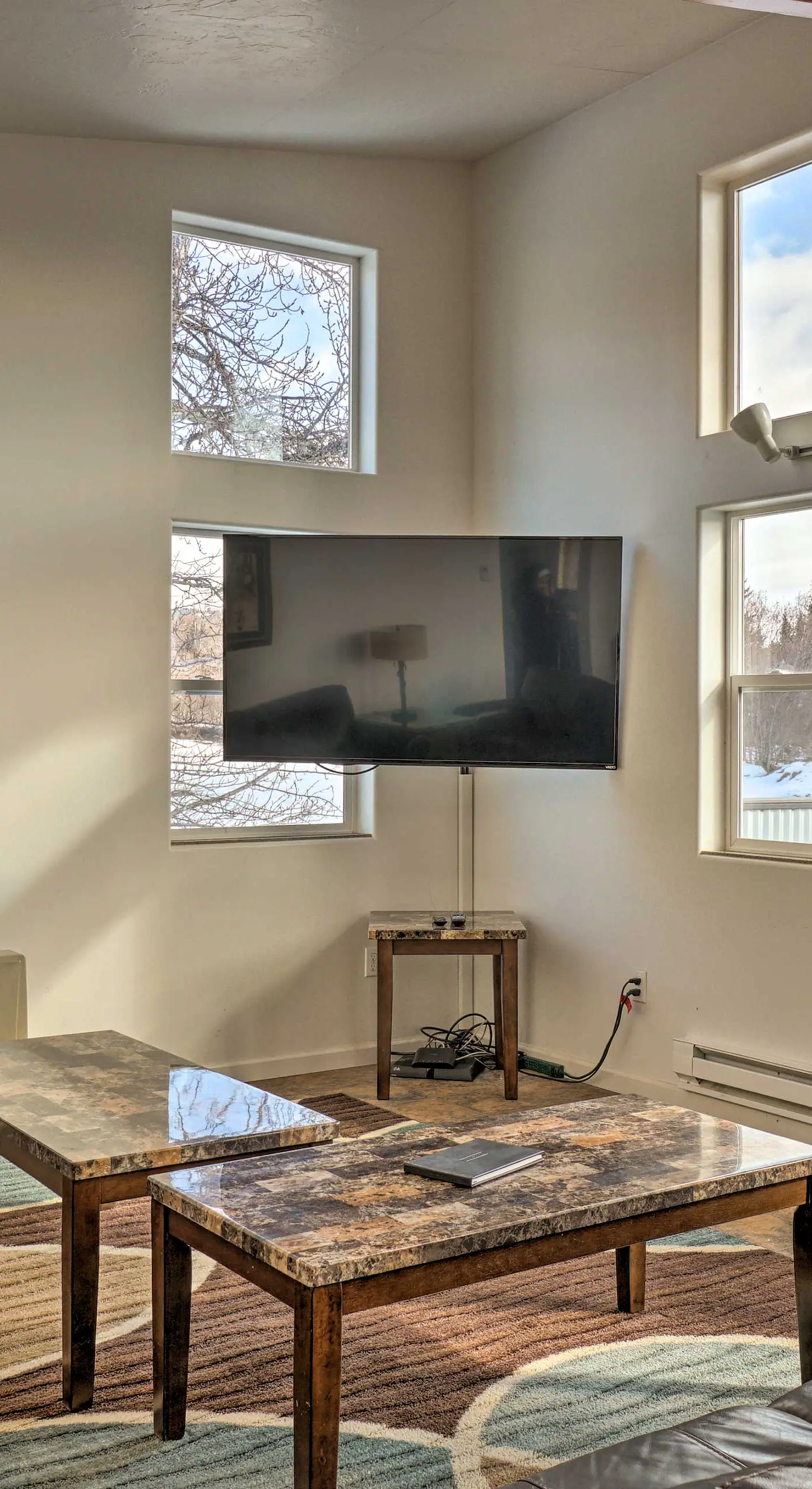 Pet-Friendly Duplex w/ Northern Lights Aurora View