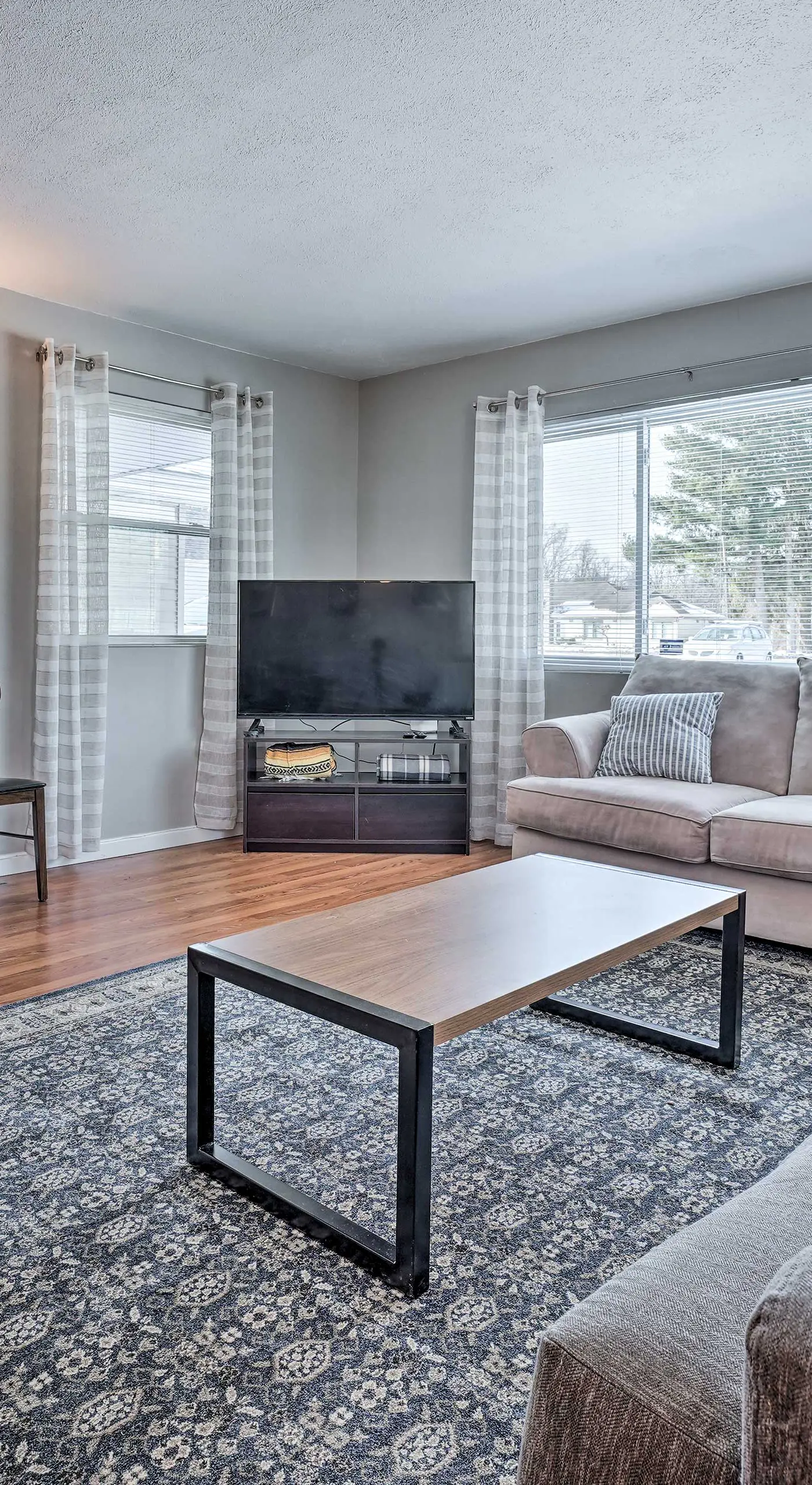 Cozy South Bend Retreat < 2 Mi to Notre Dame!