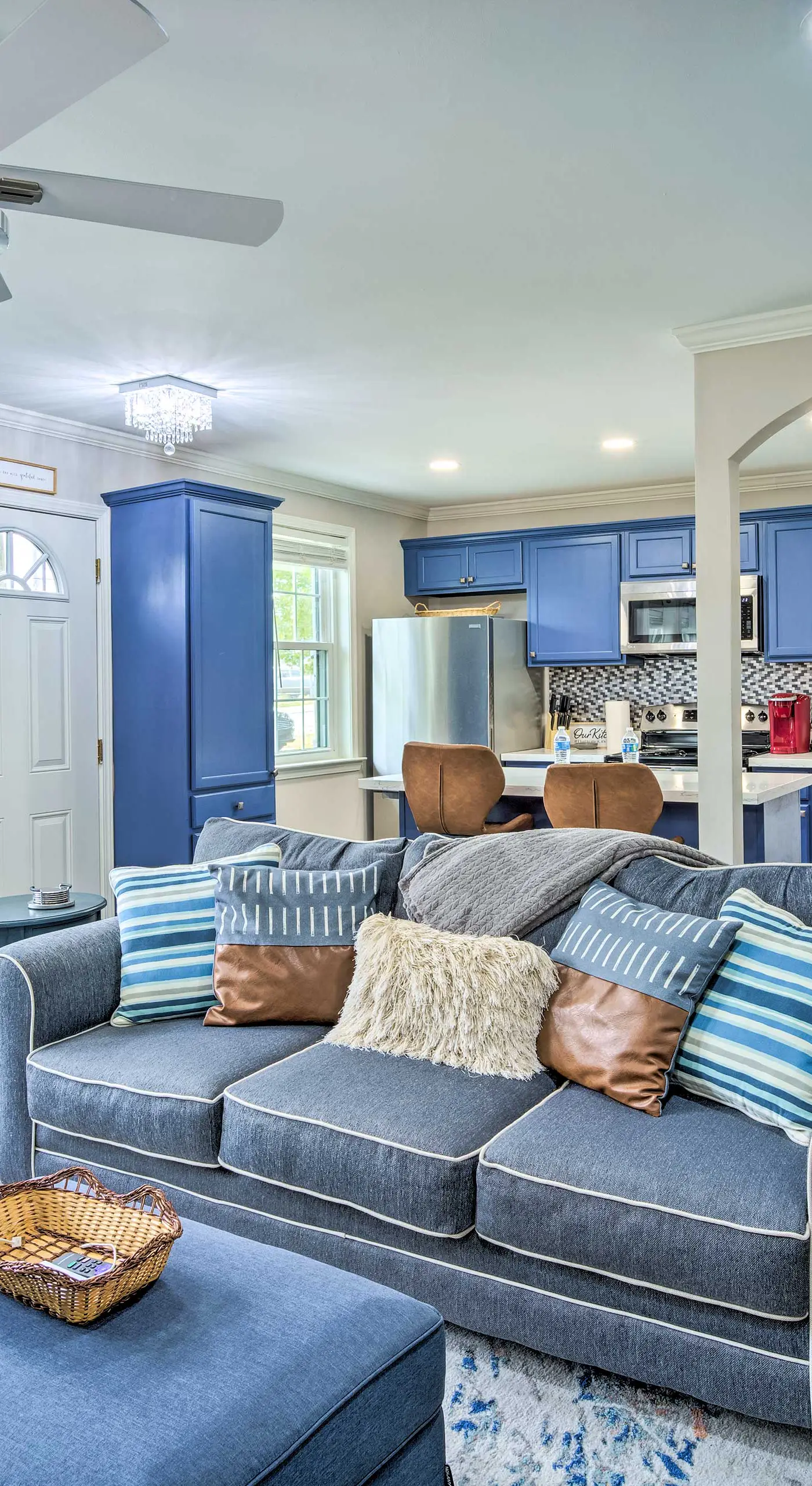 'Blue Cottage in the Bayou' w/ Private Yard!
