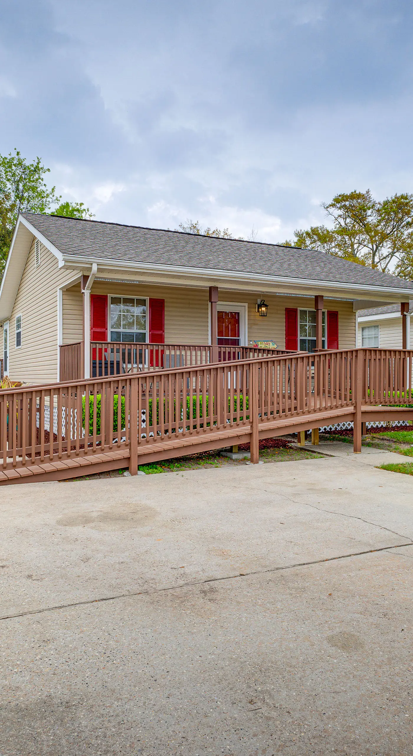 Charming Biloxi Vacation Rental Near Beach!