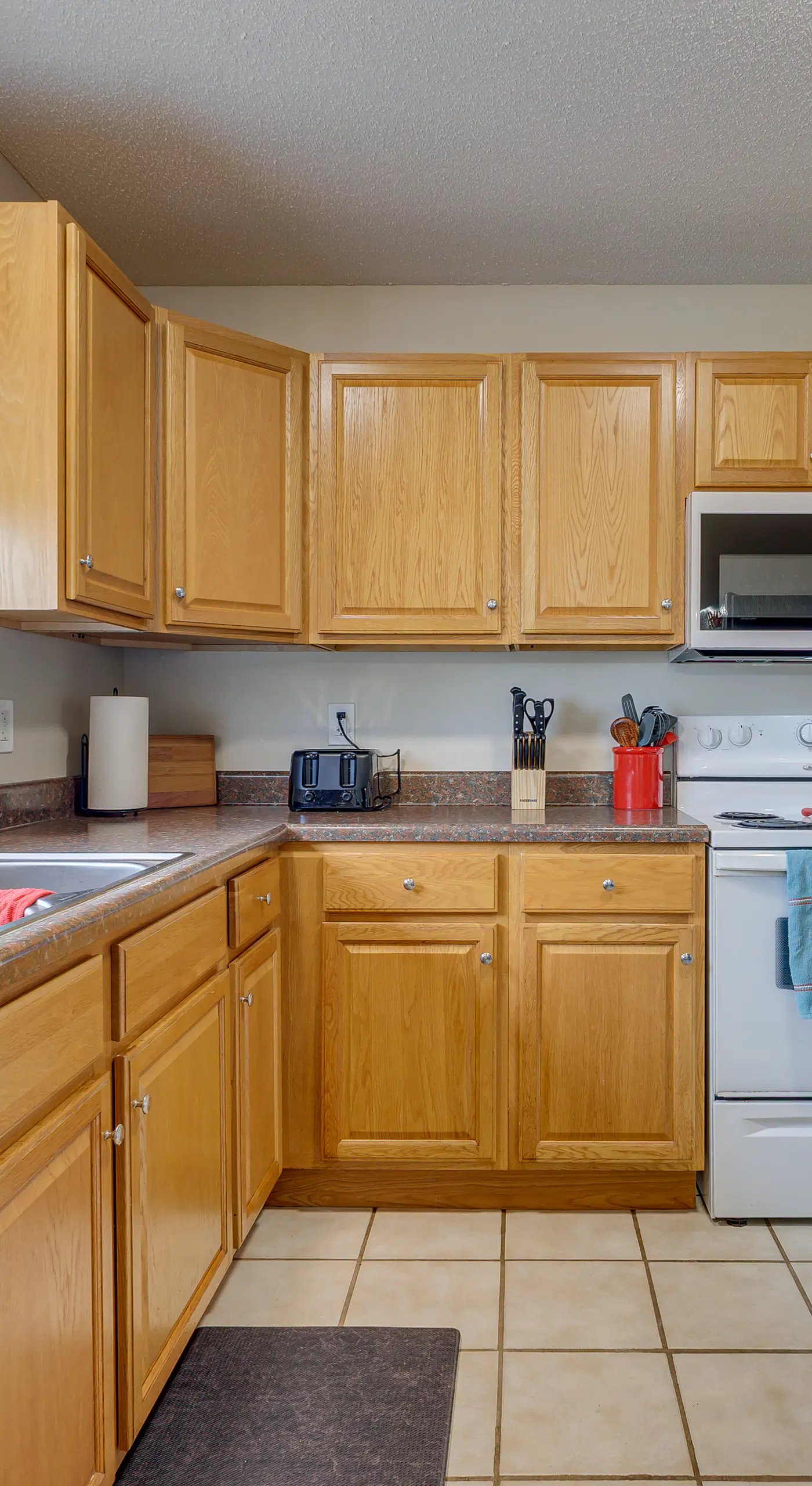 Charming Biloxi Vacation Rental Near Beach!