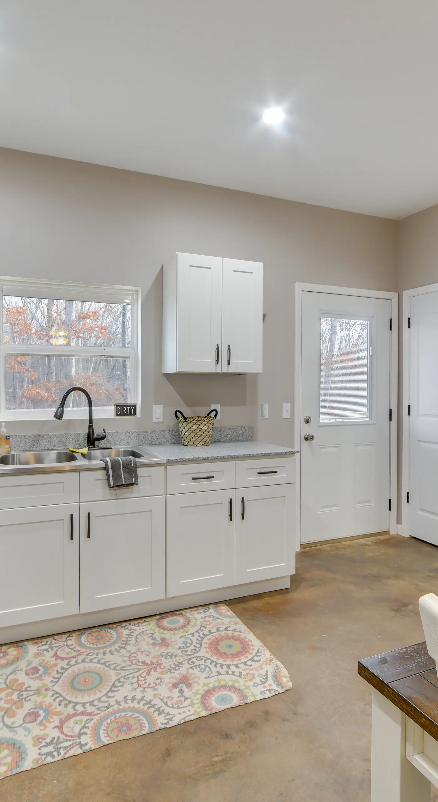 Pet-Friendly Murray Vacation Rental w/ Grill!