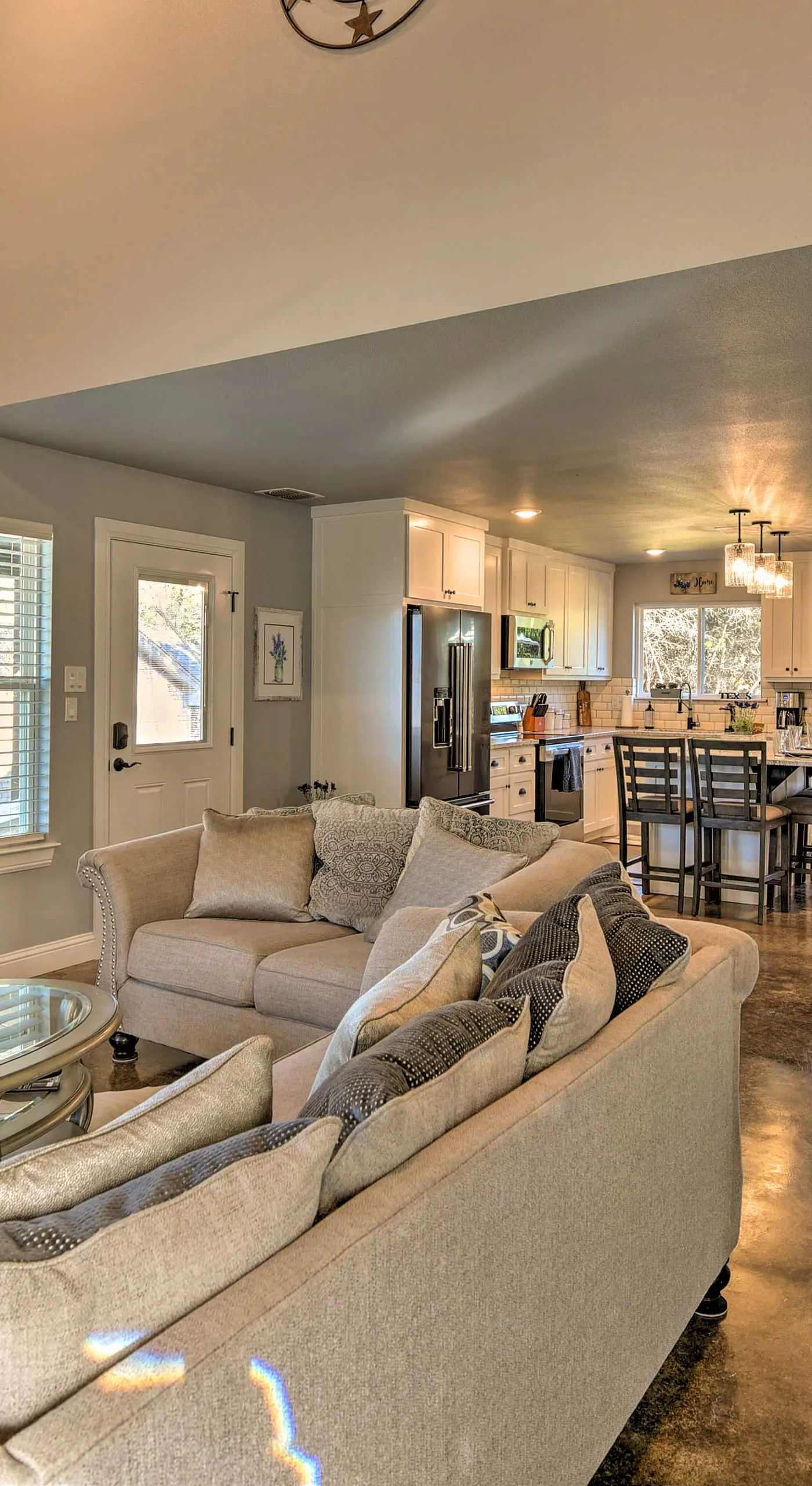 Hot Tub & Fire Pit! Cozy Granbury Escape Near Lake
