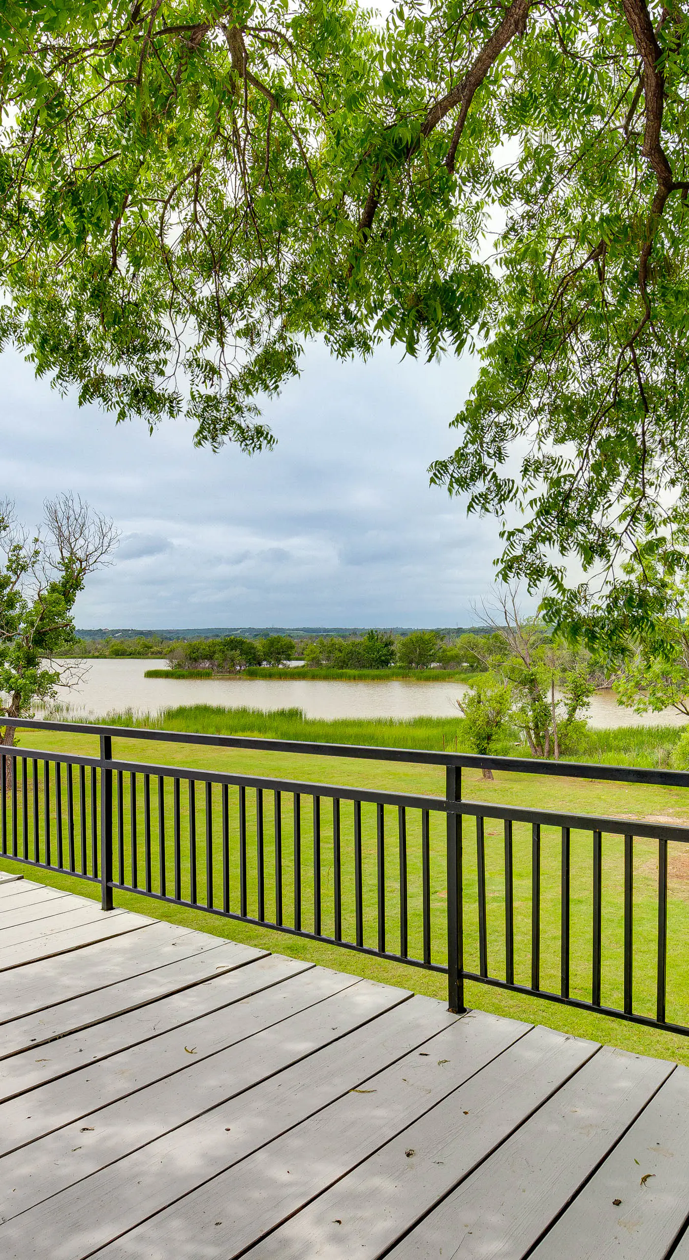 Granbury Home w/ Lake Views ~ 6 Mi to Boat Launch!