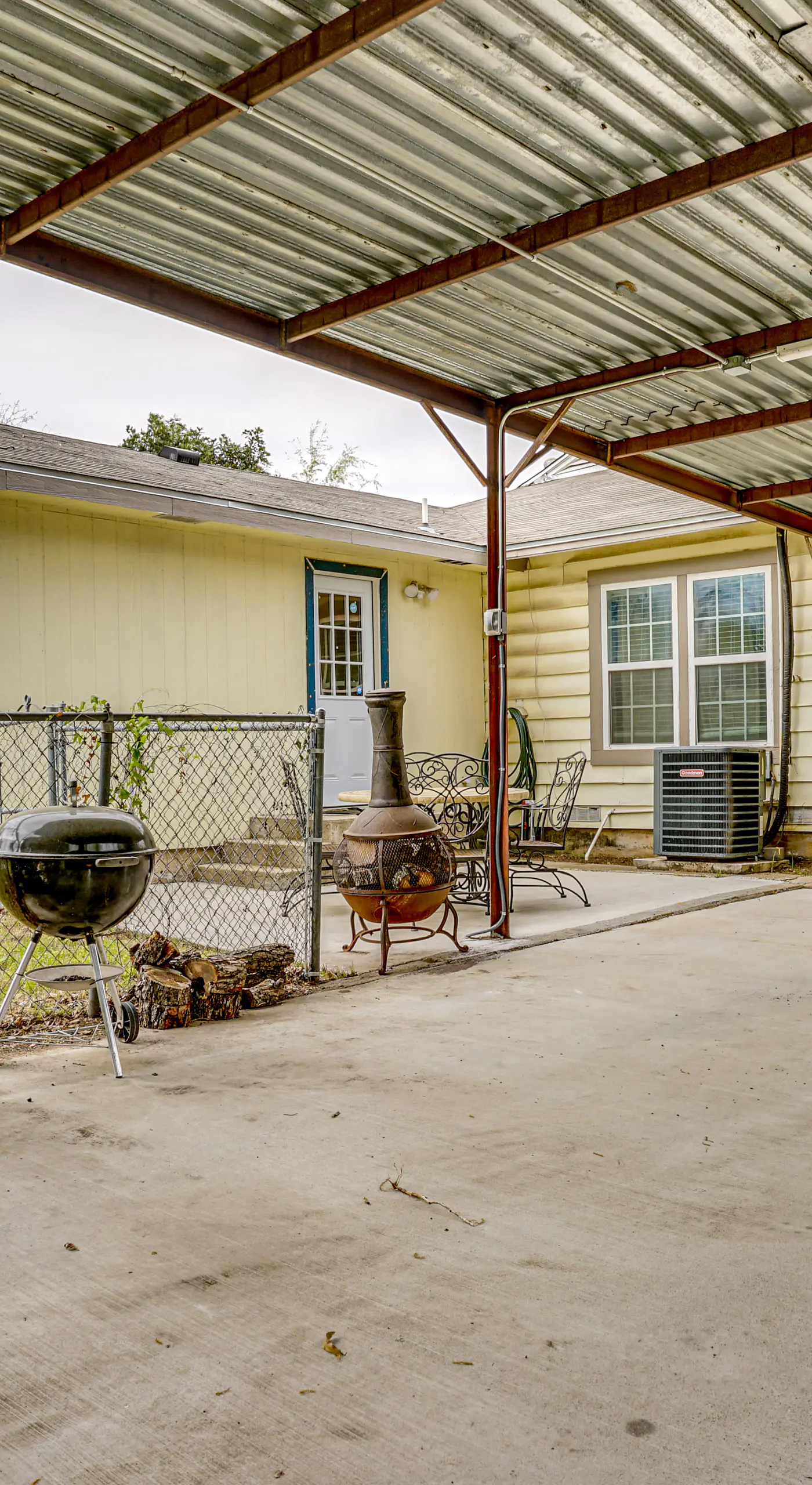 Family + Pet Friendly: Fort Worth Home Near TCU!