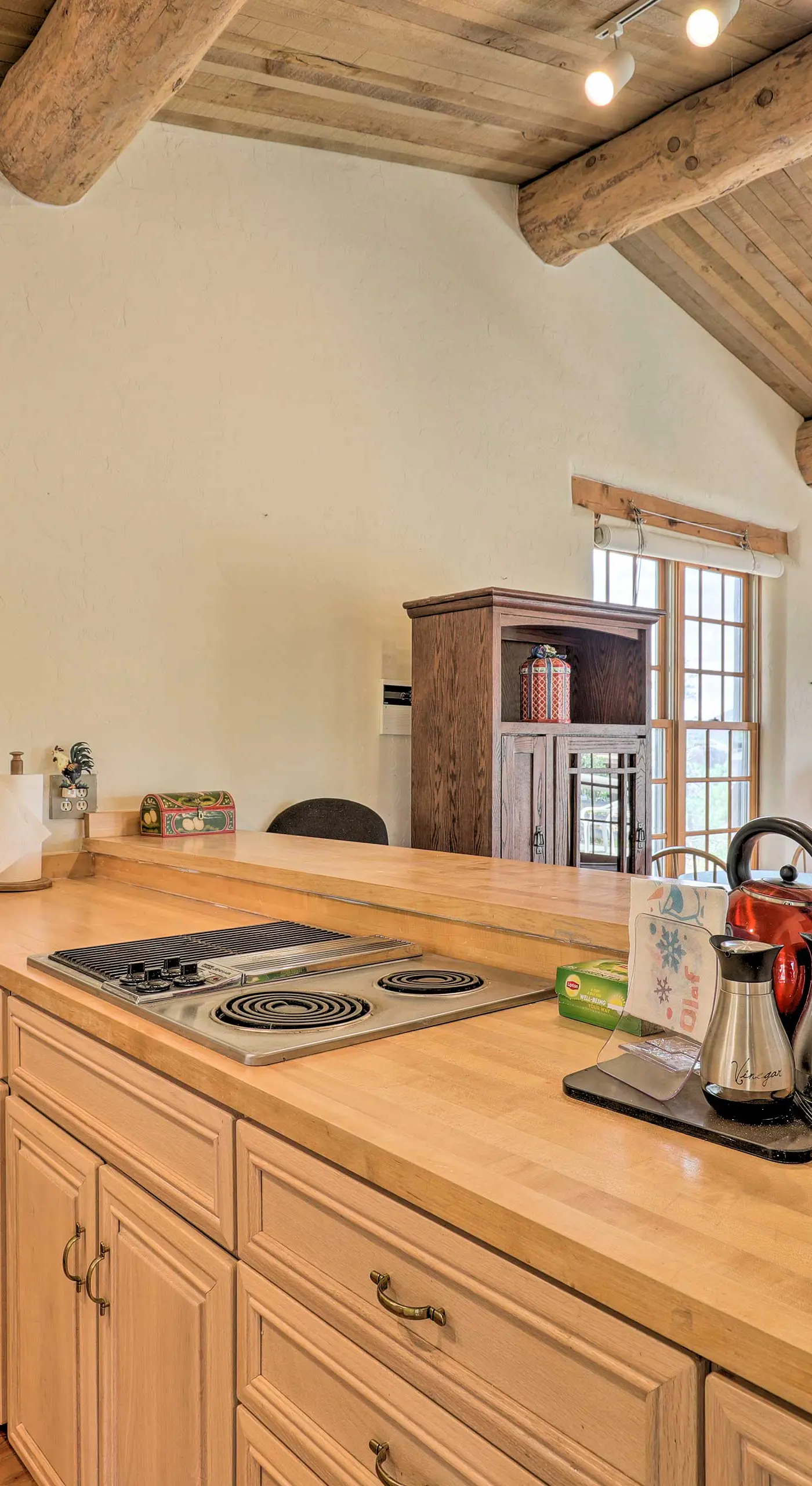 Hike & Relax: Prescott Studio w/ Thumb Butte Views
