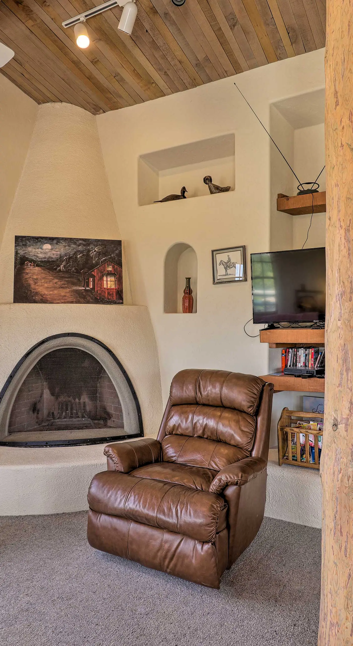 Hike & Relax: Prescott Studio w/ Thumb Butte Views