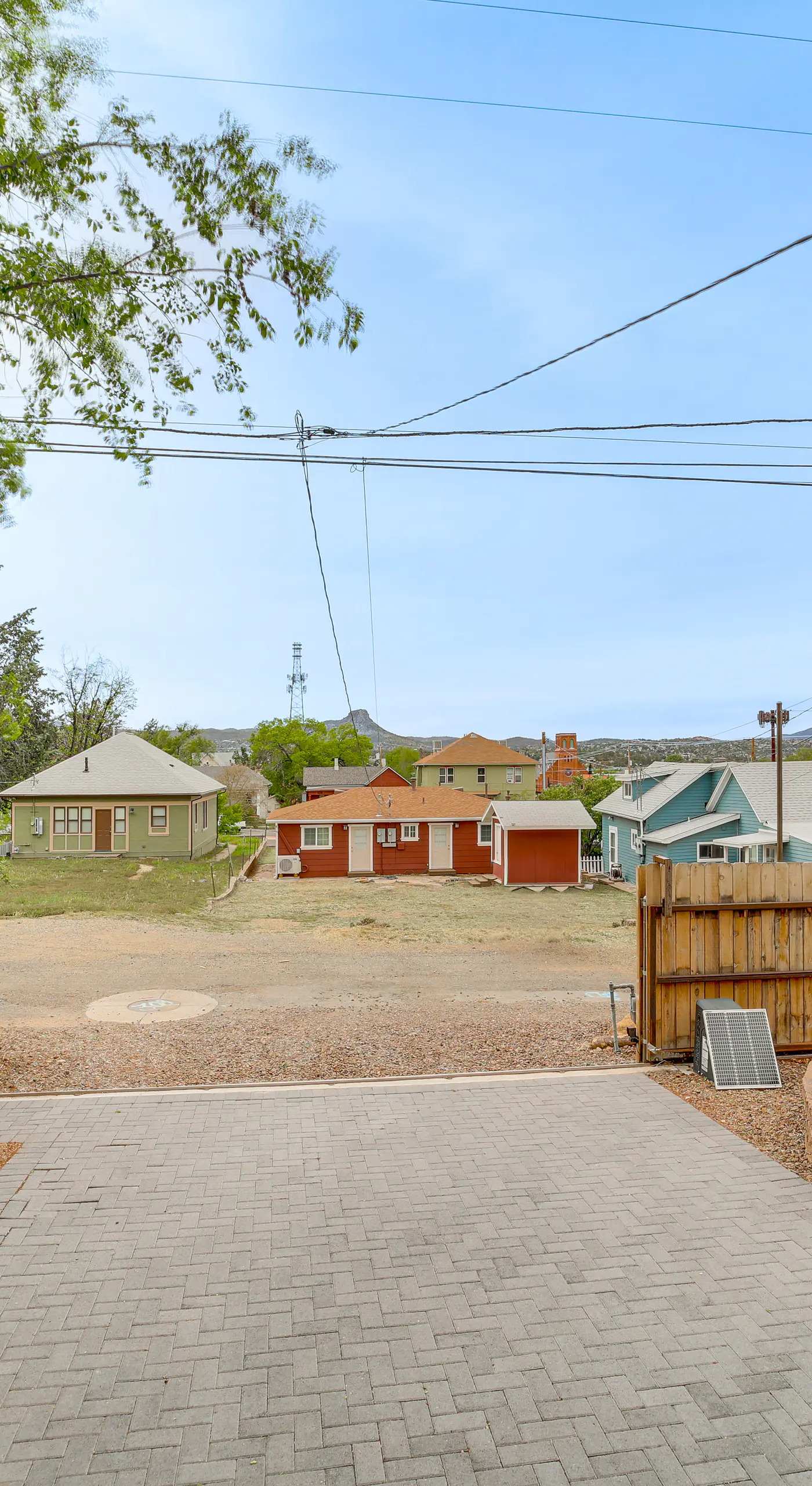 3 Blocks to Plaza! Historic Prescott Gem w/ Grill