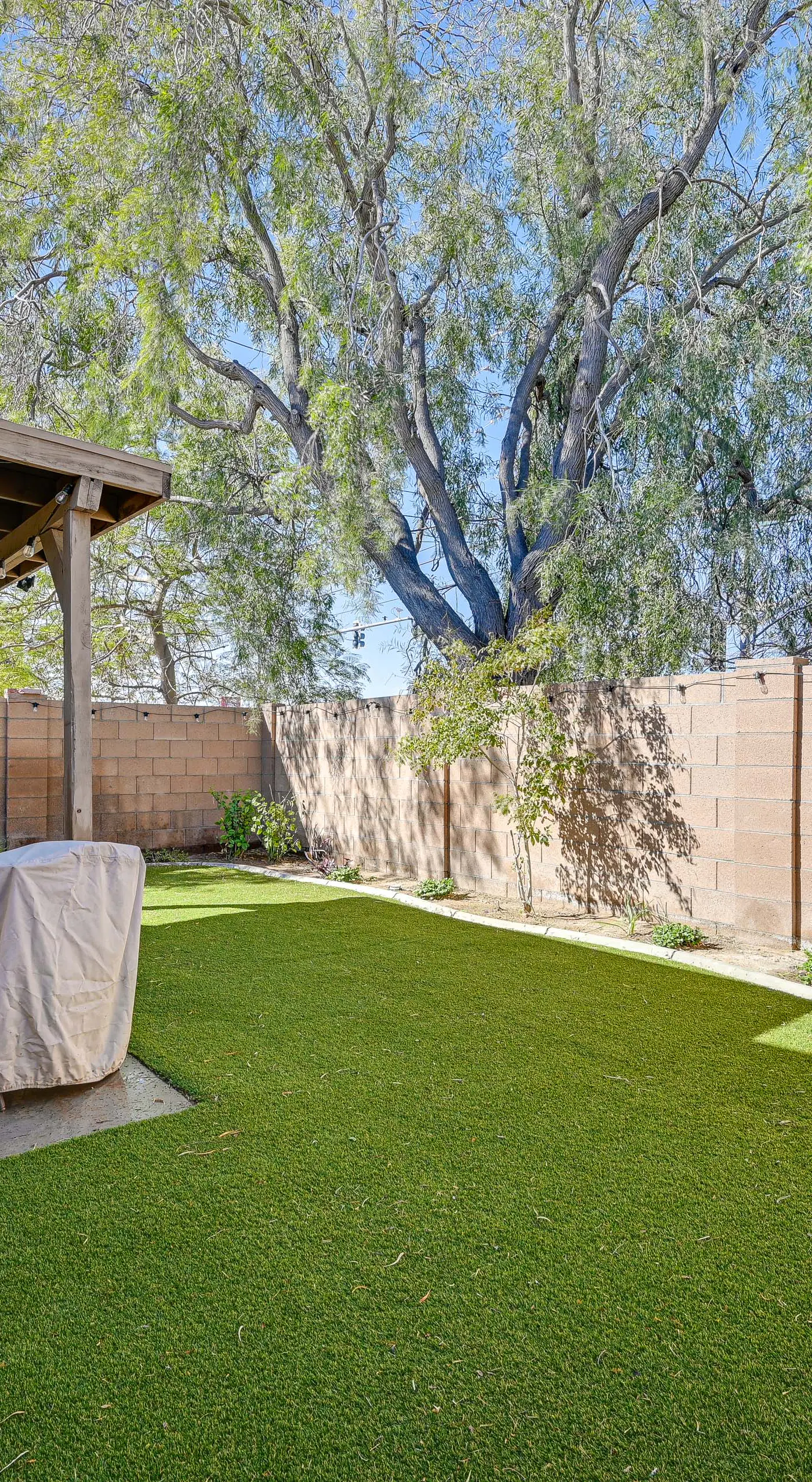 Renovated Yuma Home w/ Community Pool!