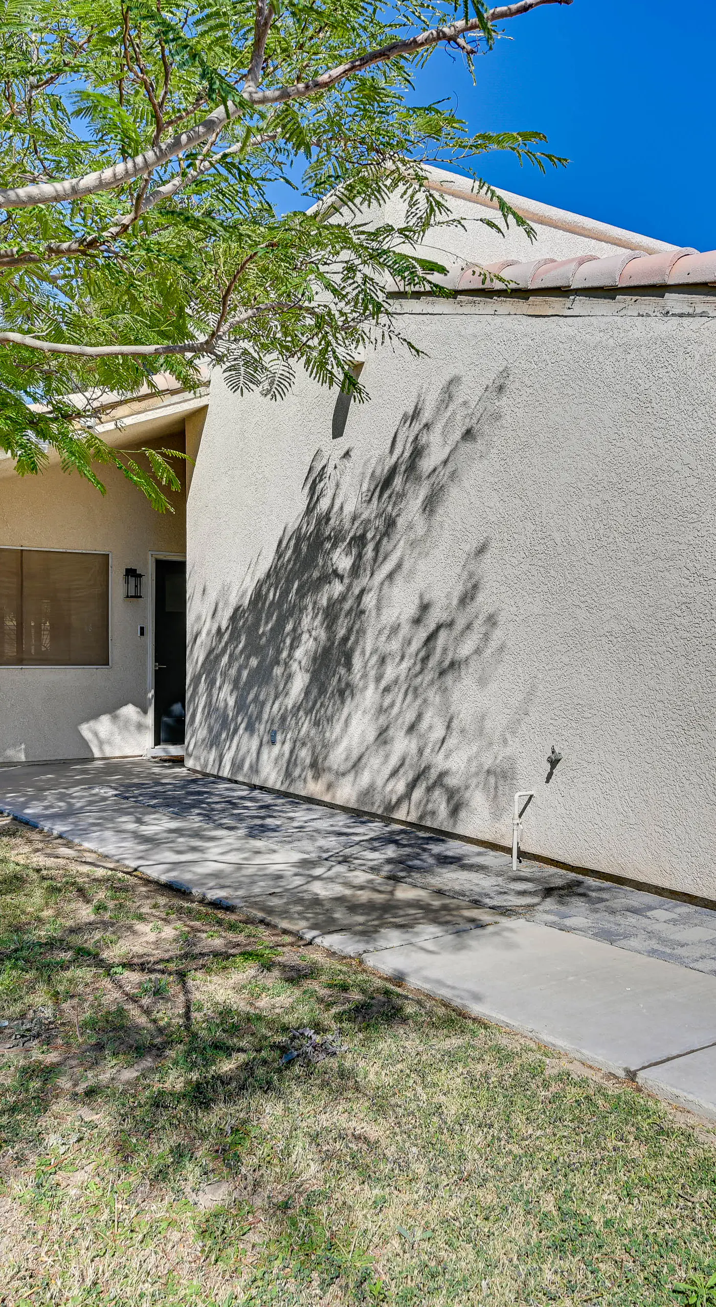 Renovated Yuma Home w/ Community Pool!