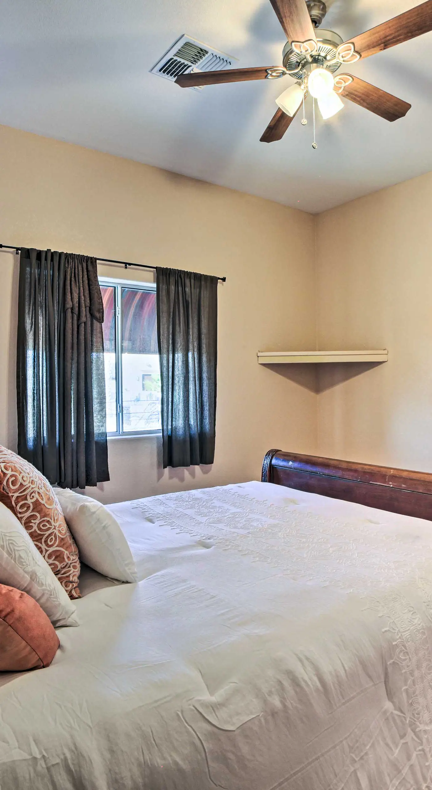 Yuma Foothills Rental: Near 3 Golf Courses!
