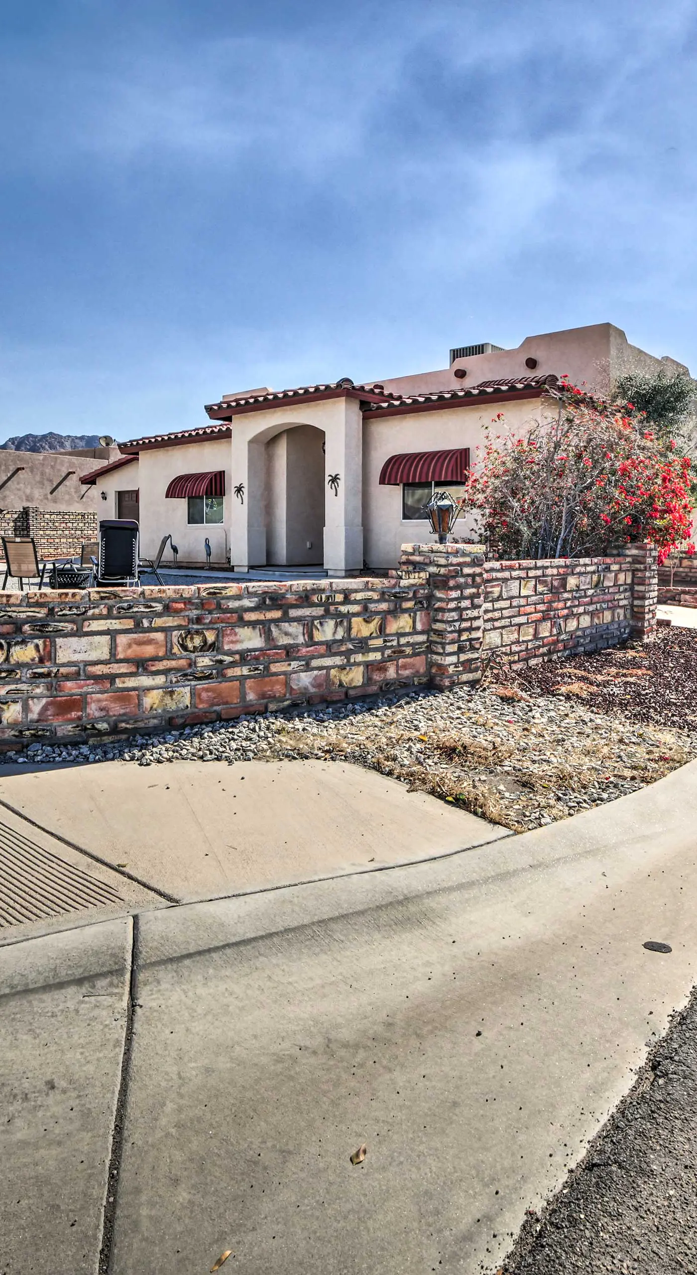 Yuma Foothills Rental: Near 3 Golf Courses!