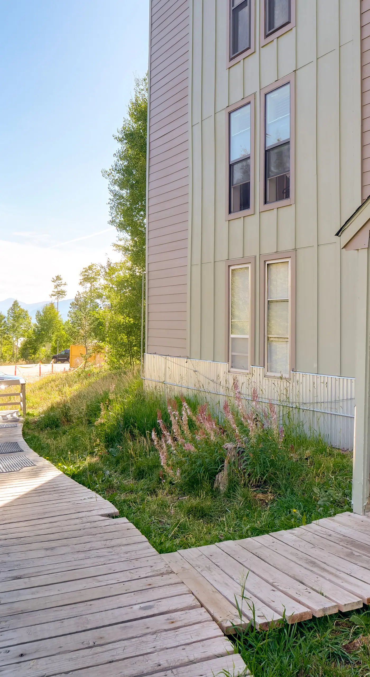 Pool & Hot Tub Access! Silverthorne Basecamp