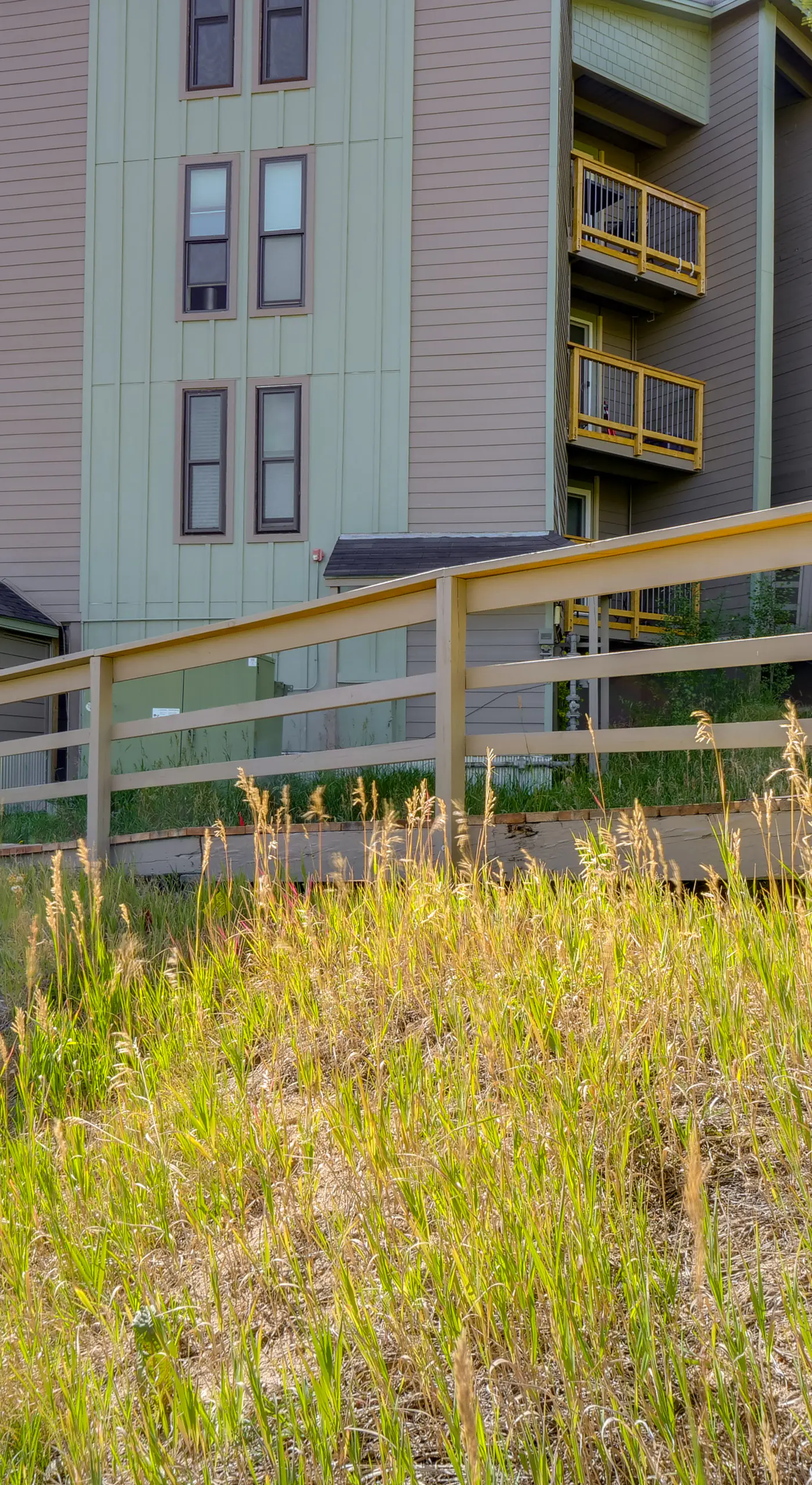 Pool & Hot Tub Access! Silverthorne Basecamp