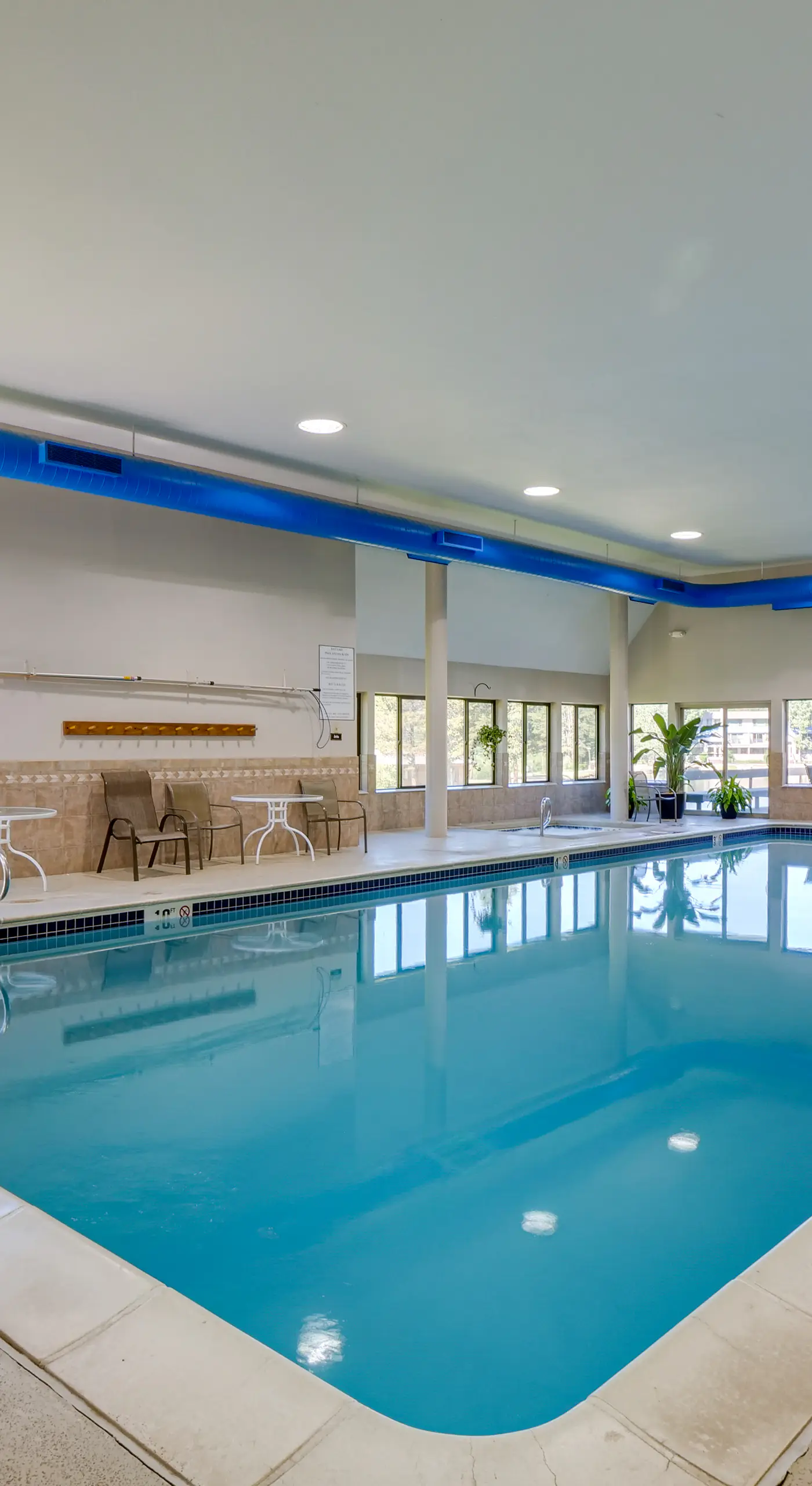 Keystone Lake Haven: Heated Pool & Ski Shuttle!