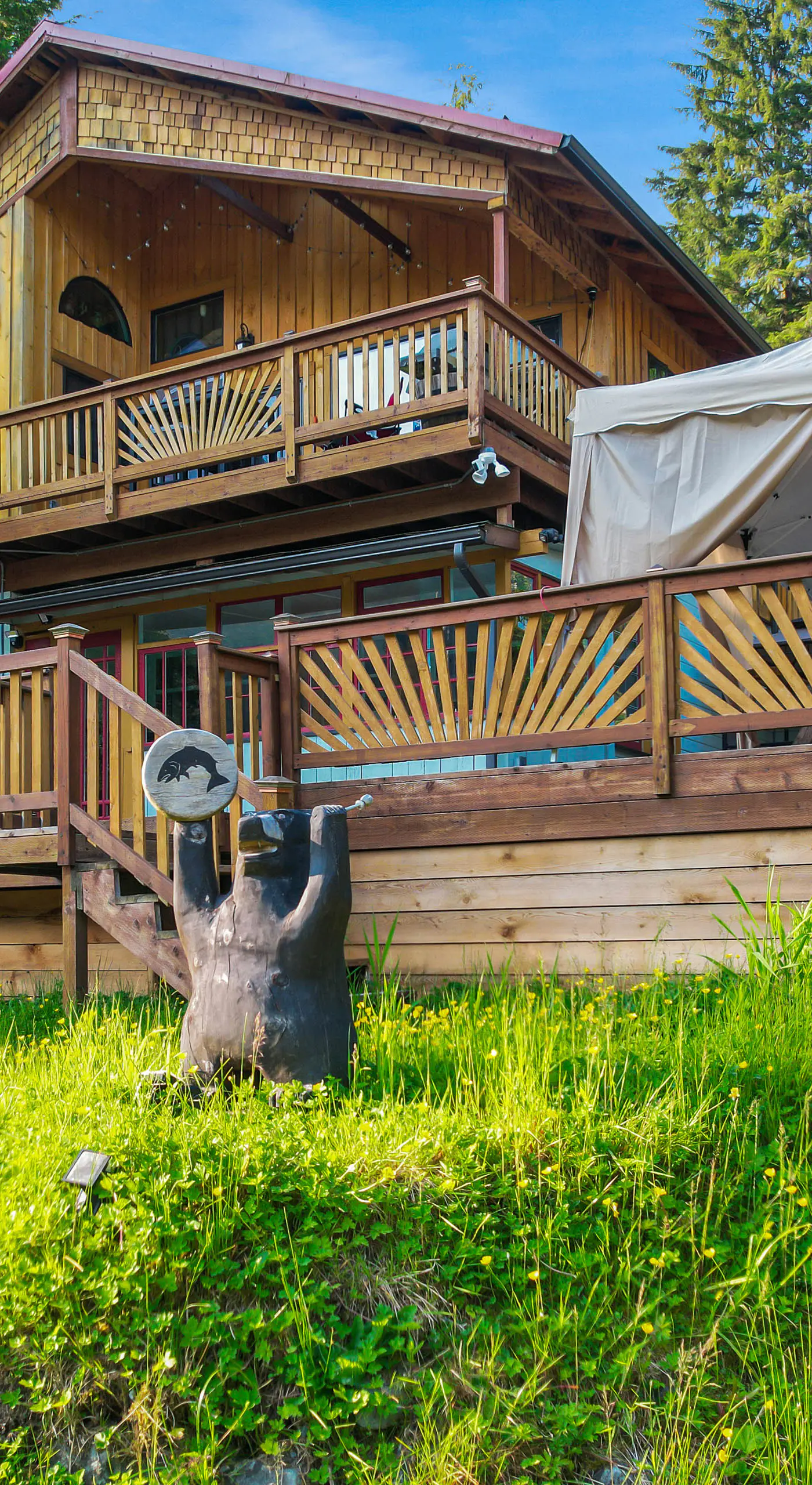 Salmon Return & Wildlife Roam: Ketchikan Getaway!