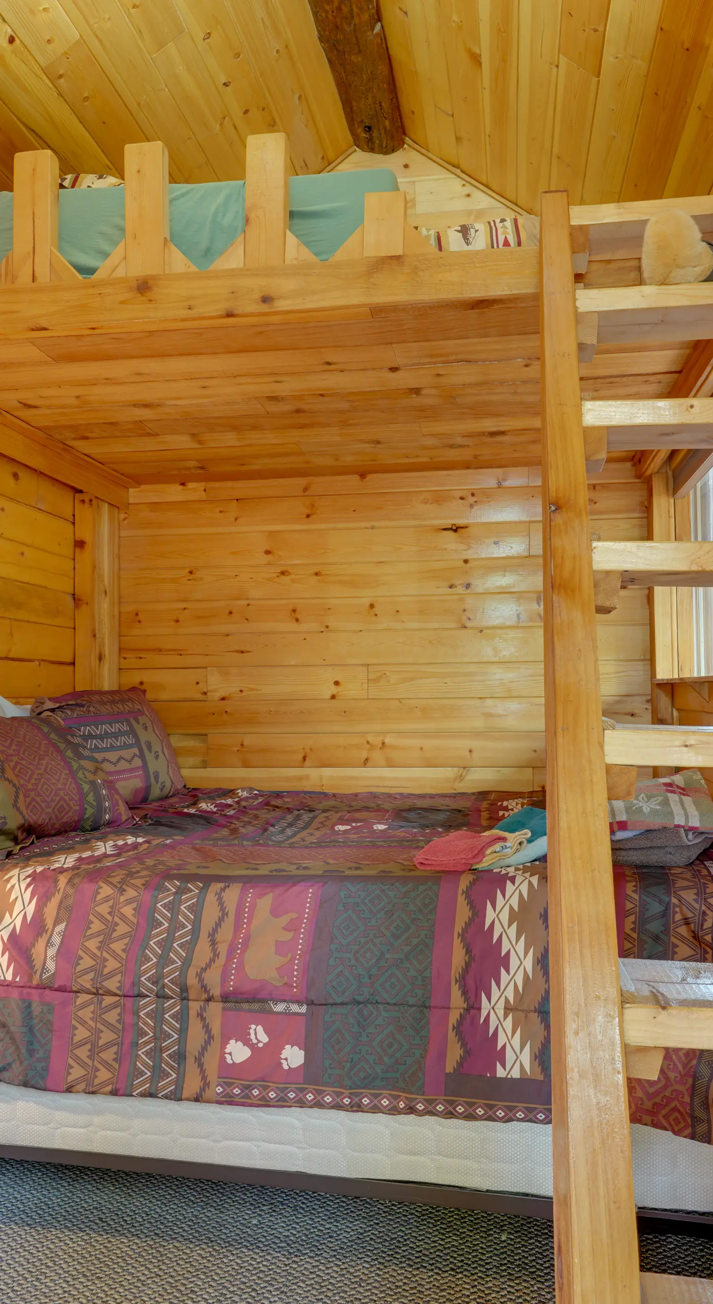 Lakefront Bliss! Ultimate Soldotna Retreat w/ Deck