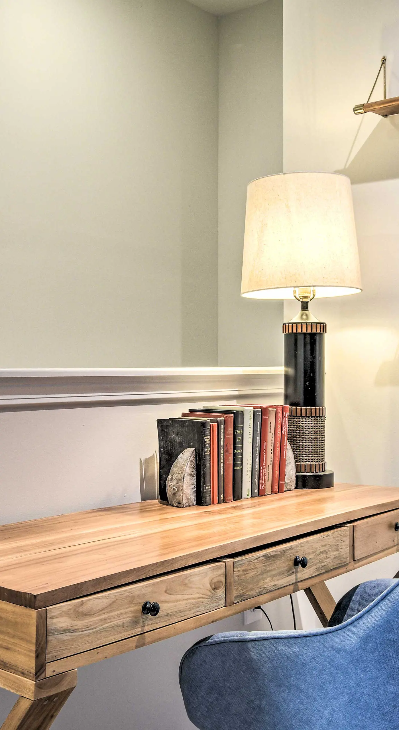 Tasteful Durham Townhome - 6 Mi to Downtown!