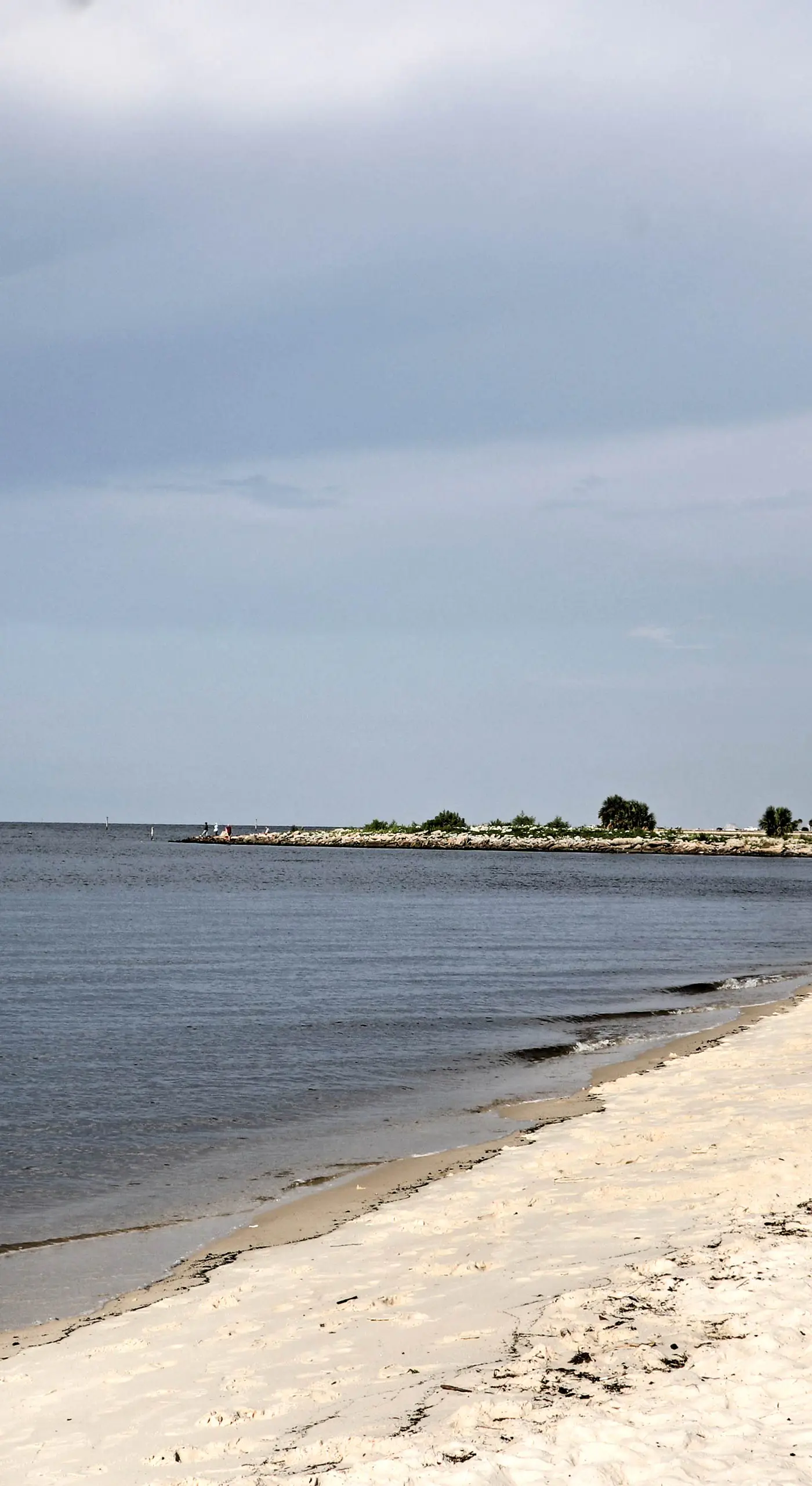 Spacious Biloxi Getaway w/ Pools & Beach Access!