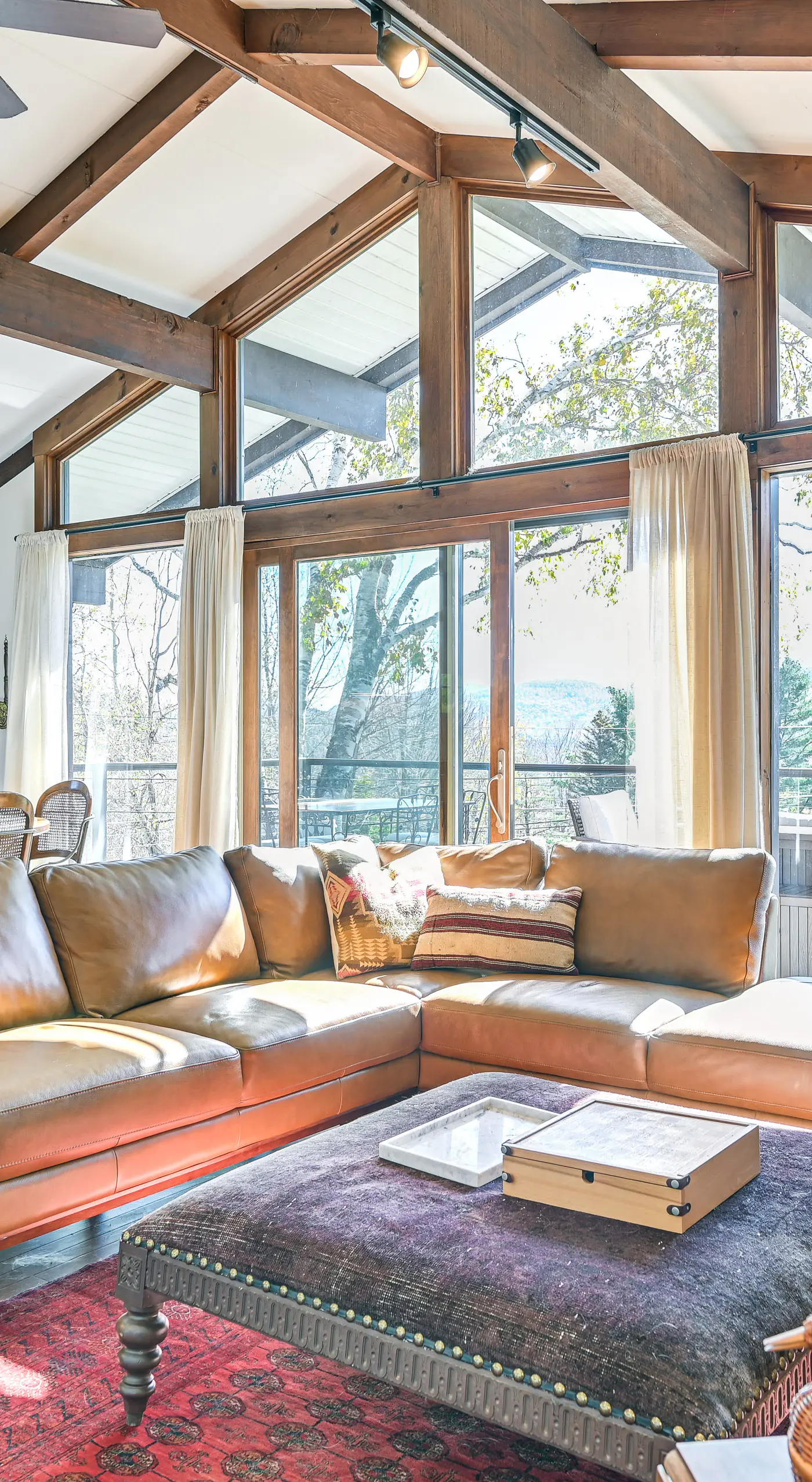 Cozy Mtn-View Chalet < 2 Mi to Windham Slopes