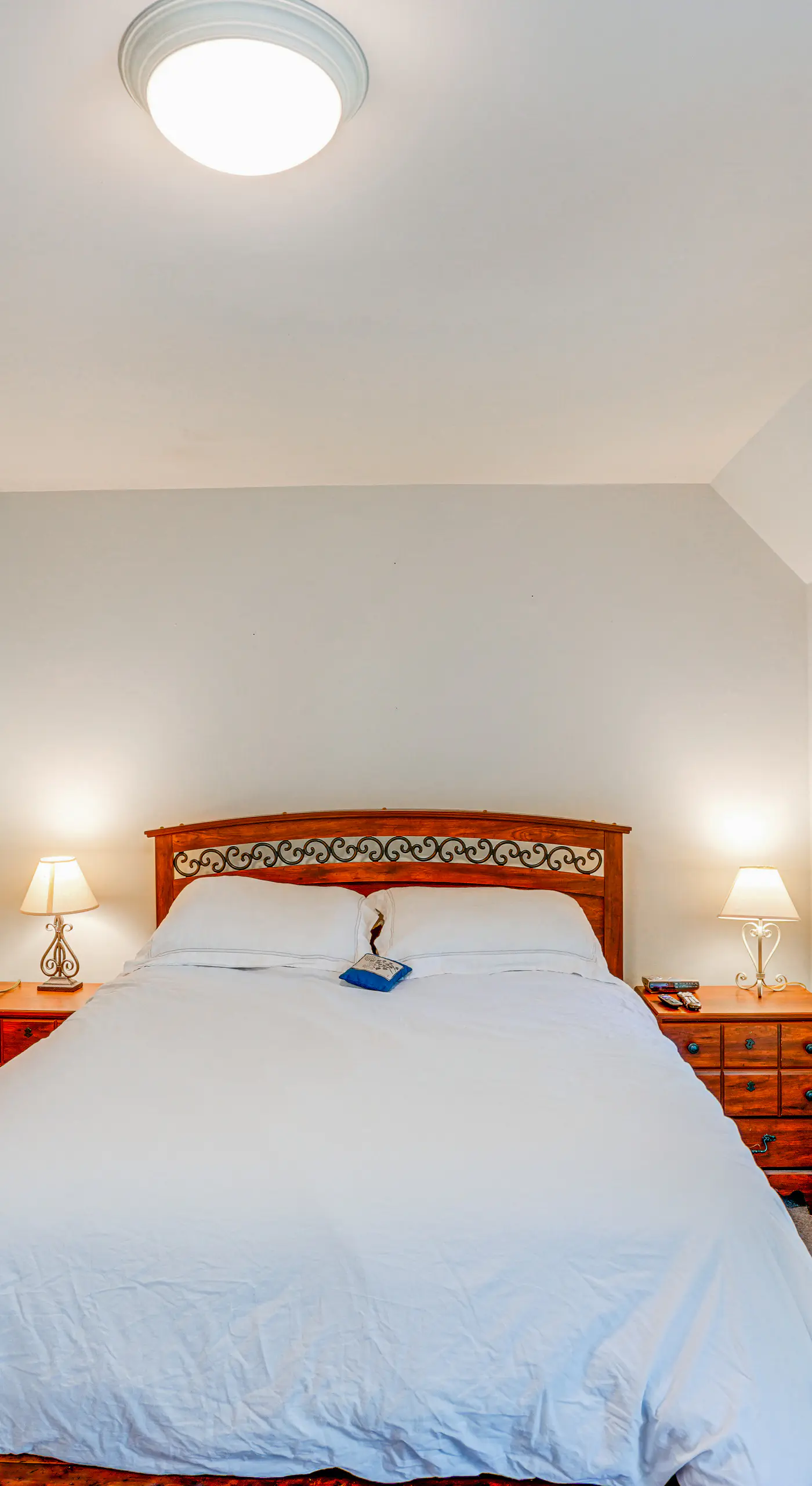 Ski, Hike & More: Year-Round Gem in Windham