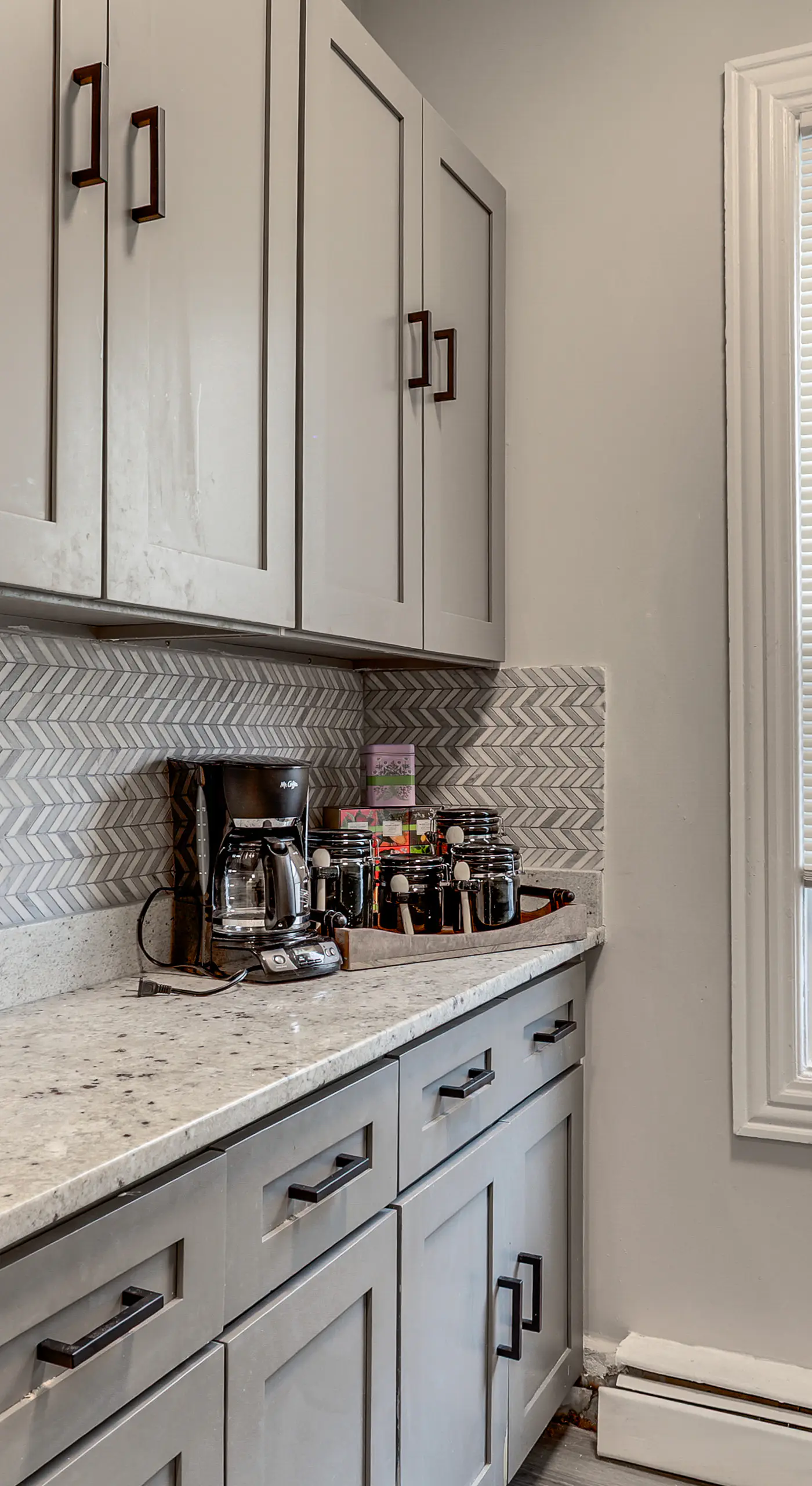 1 Mi to Dtwn: Pet-Friendly Providence Apt w/ Yard