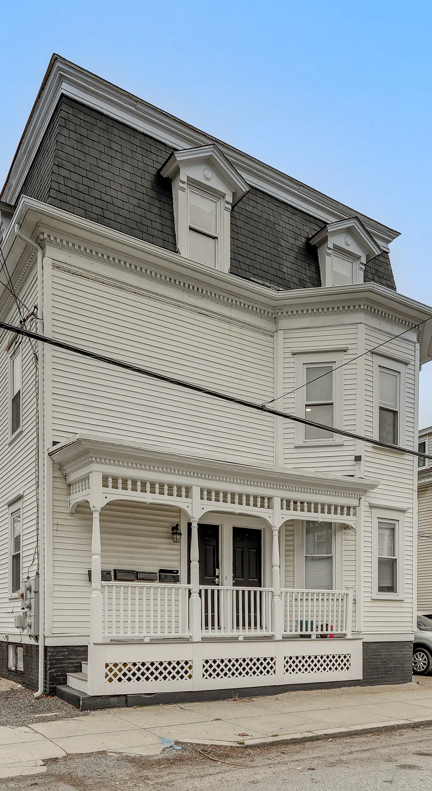 1 Mi to Dtwn: Pet-Friendly Providence Apt w/ Yard