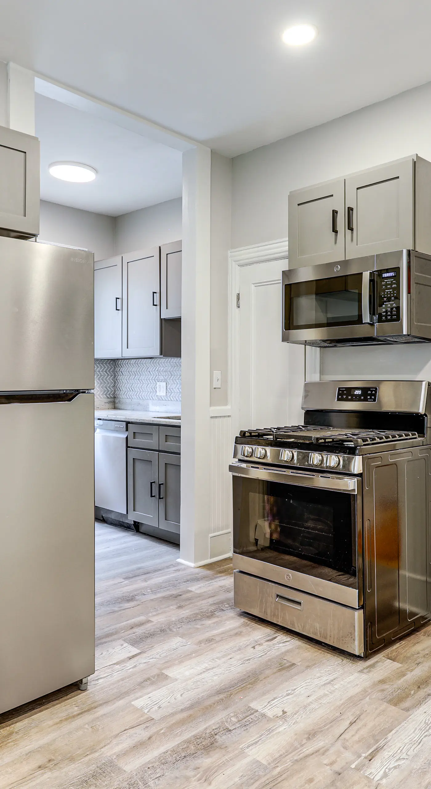 1 Mi to Dtwn: Pet-Friendly Providence Apt w/ Yard