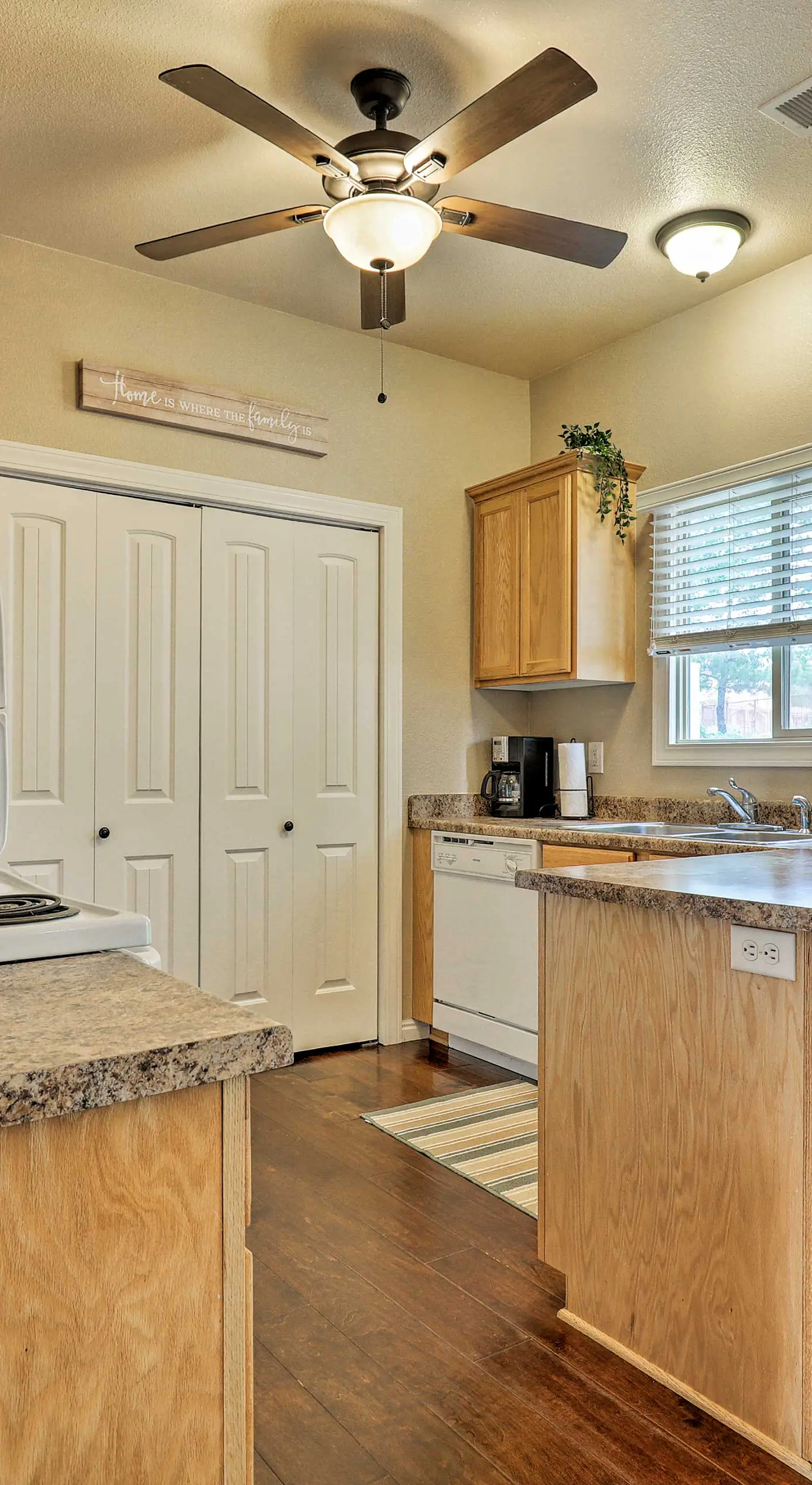 Lovely Kanab Condo in Dwtn, 30 mi to Zion NP!