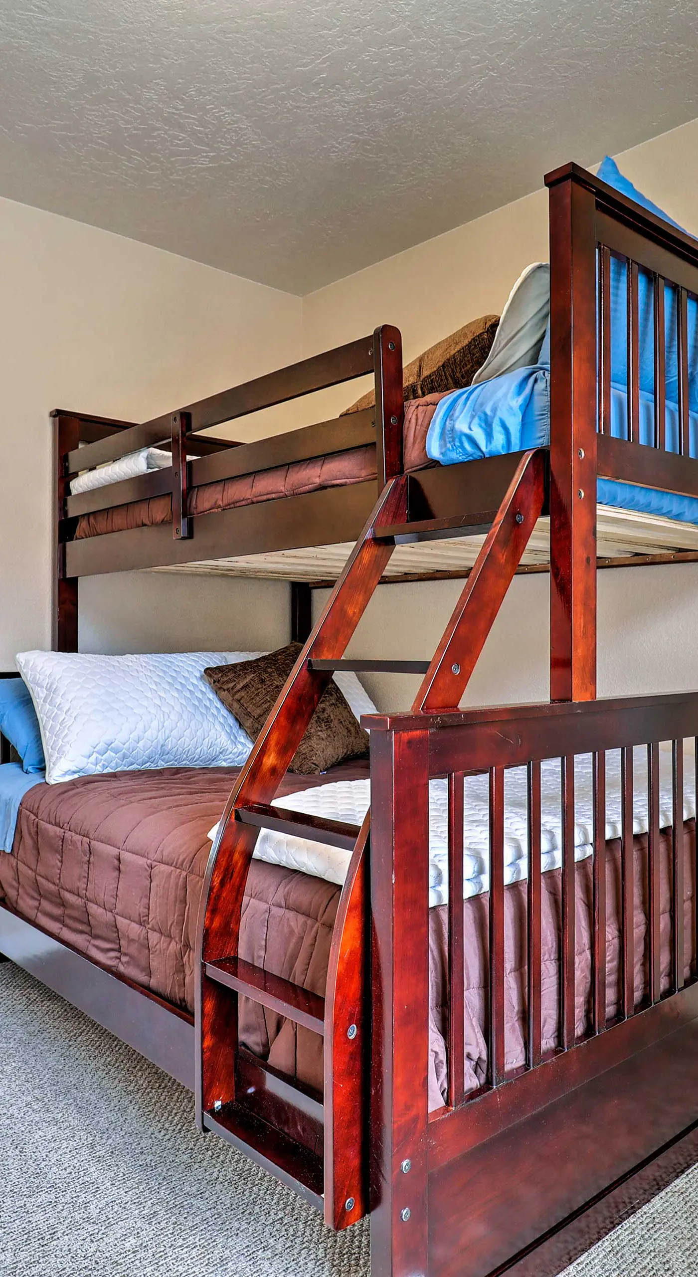 Kanab Condo w/ Pool & Patio, 30 Mi to Zion NP