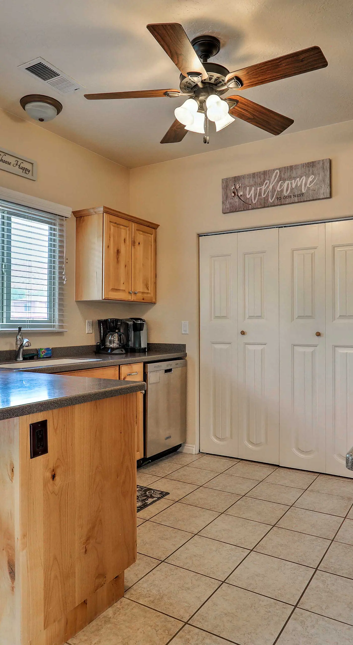 Kanab Condo w/ Pool & Patio, 30 Mi to Zion NP