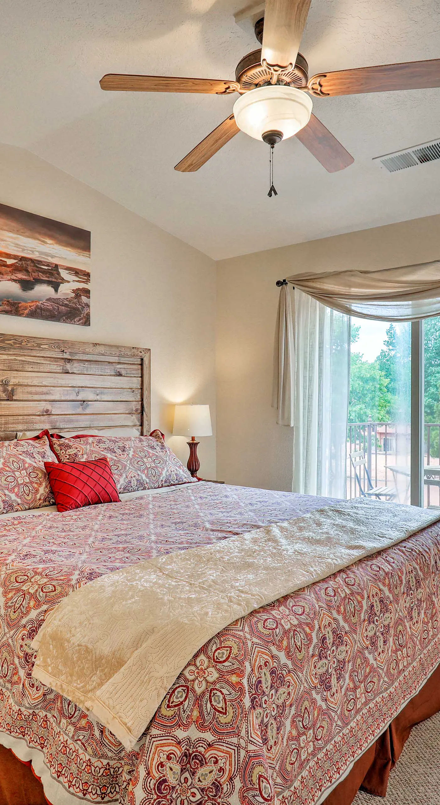 Kanab Condo w/ Pool & Patio, 30 Mi to Zion NP
