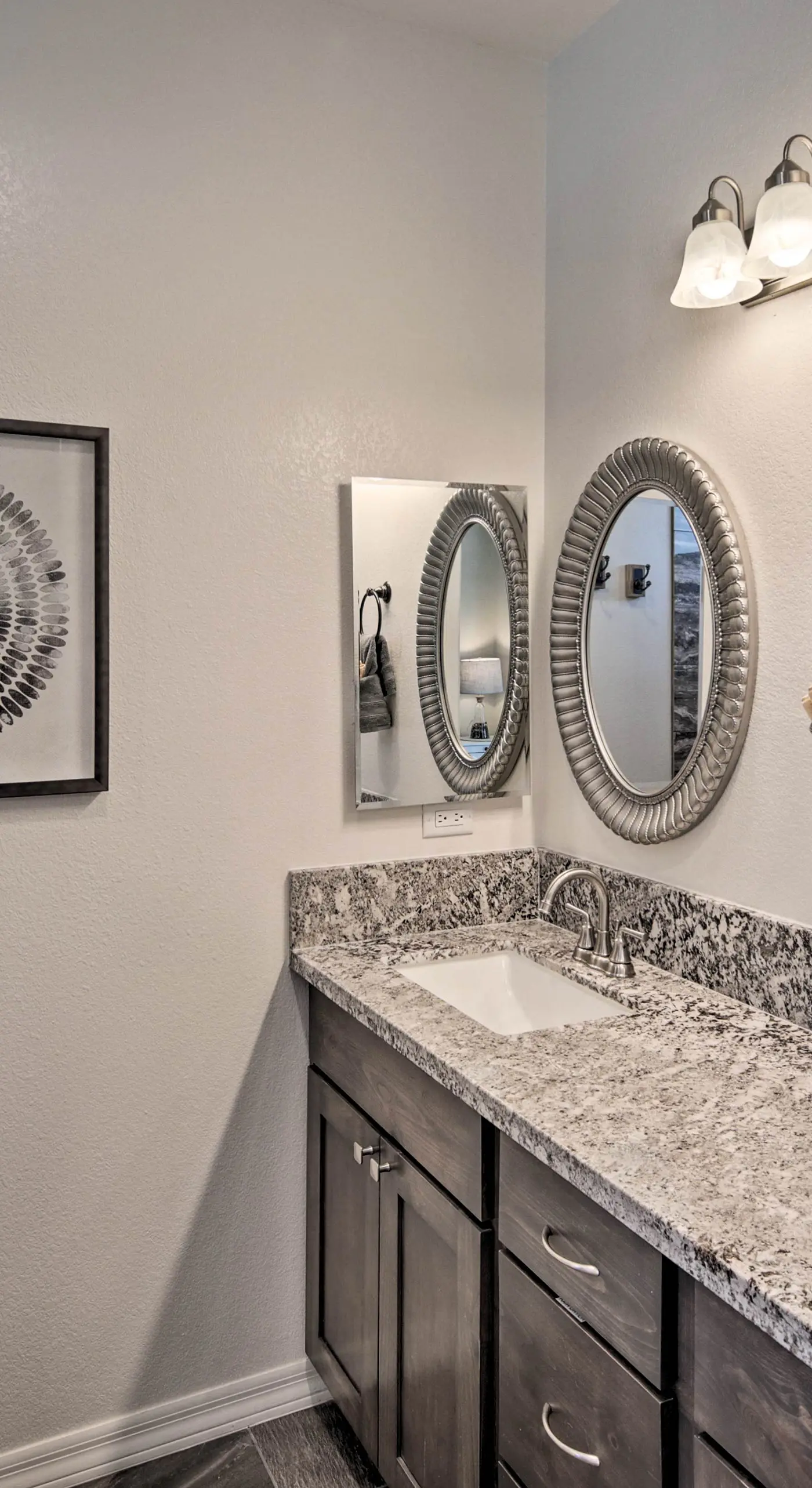 Luxe Home w/ OHV Access, 5 Mi to Lake Mohave!