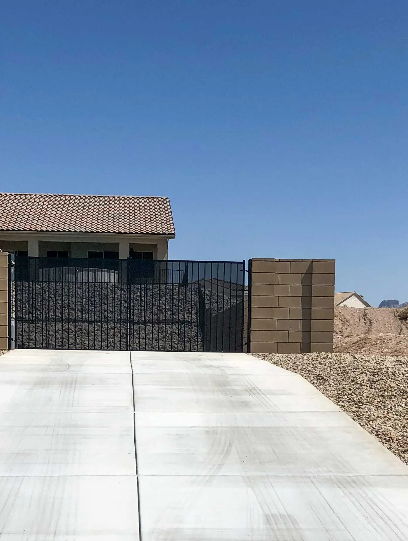 Luxe Home w/ OHV Access, 5 Mi to Lake Mohave!