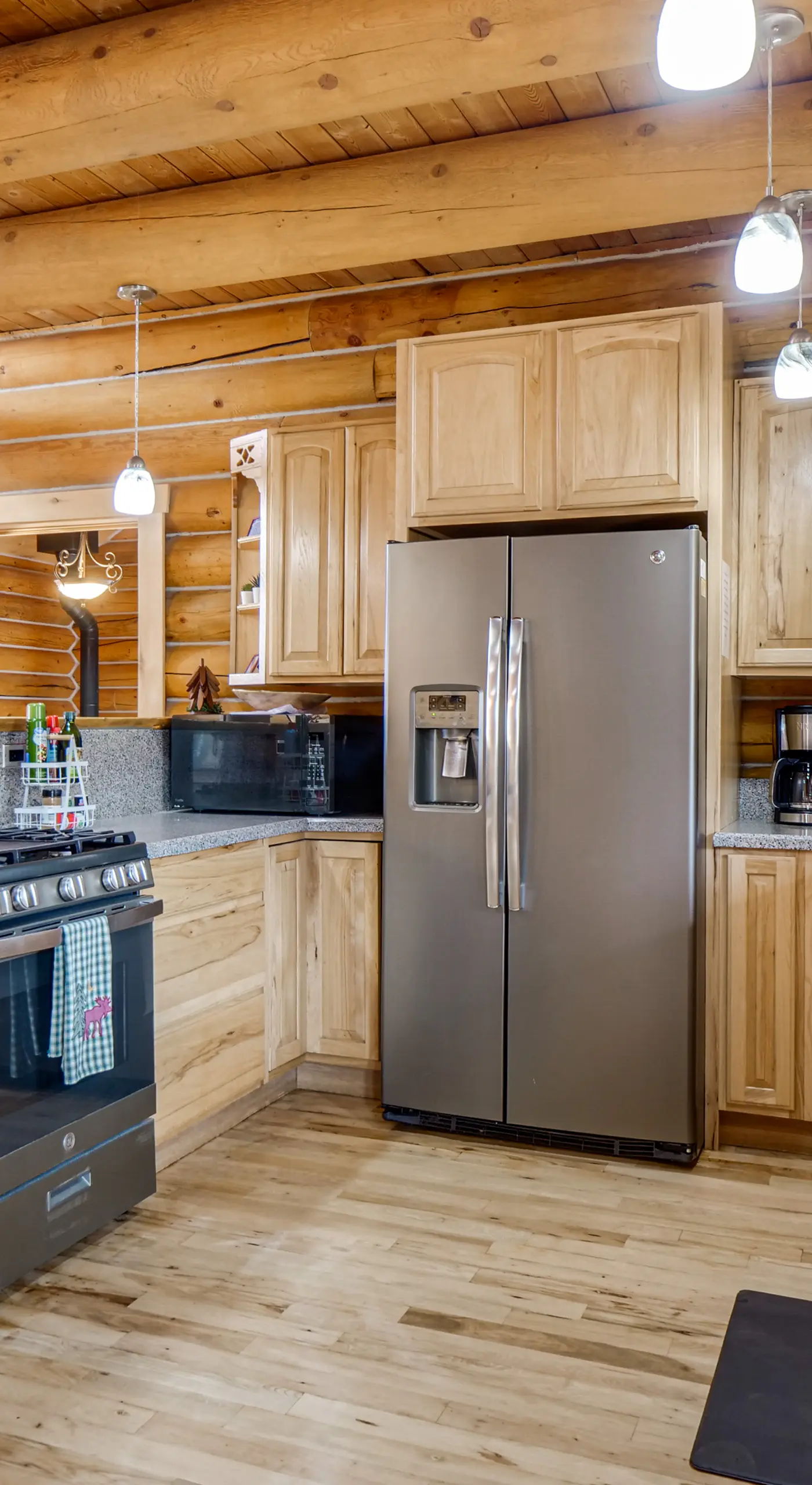 5 Acres of Scenic Beauty! Large Fairplay Log Home