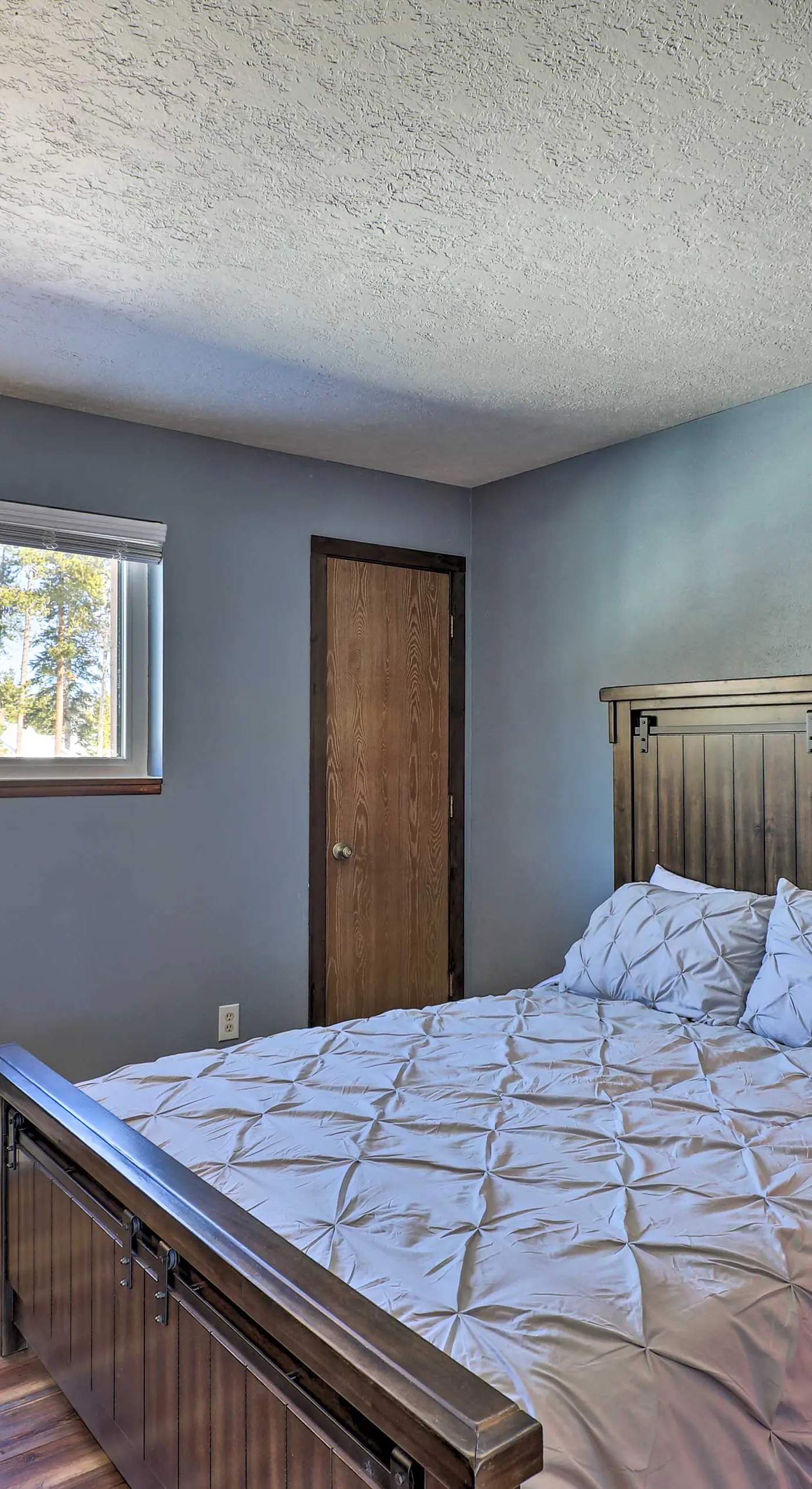 Mtn-View Silverthorne Gem w/ Shared Hot Tub