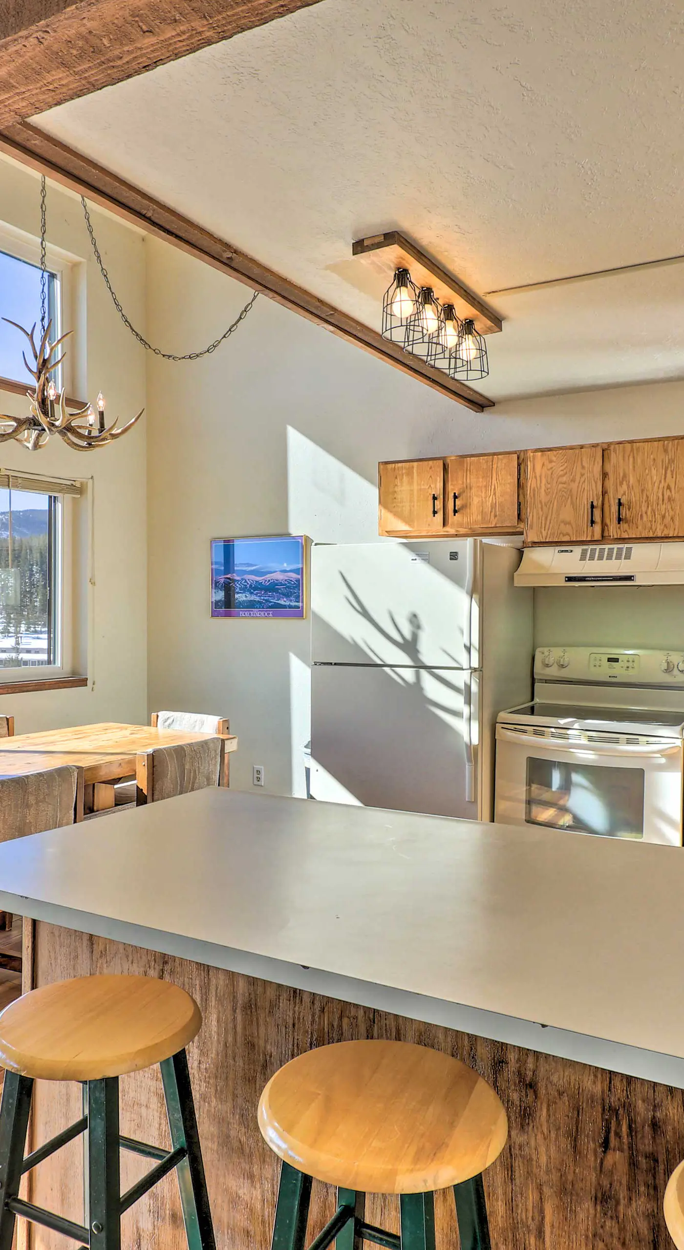 Mtn-View Silverthorne Gem w/ Shared Hot Tub