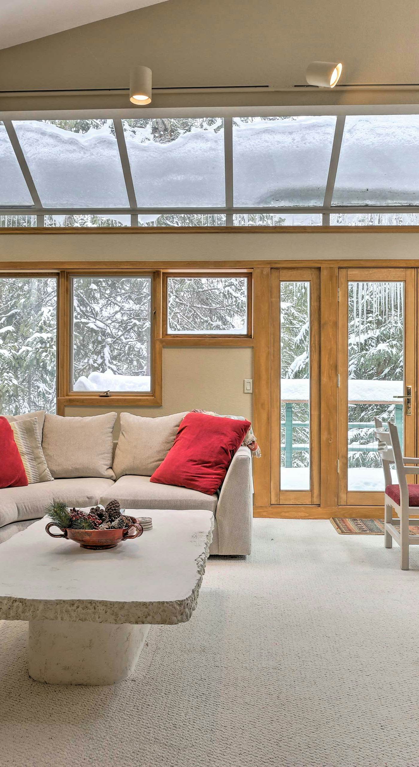 Ski-In/Ski-Out Winter Park Condo w/ Pool Access!