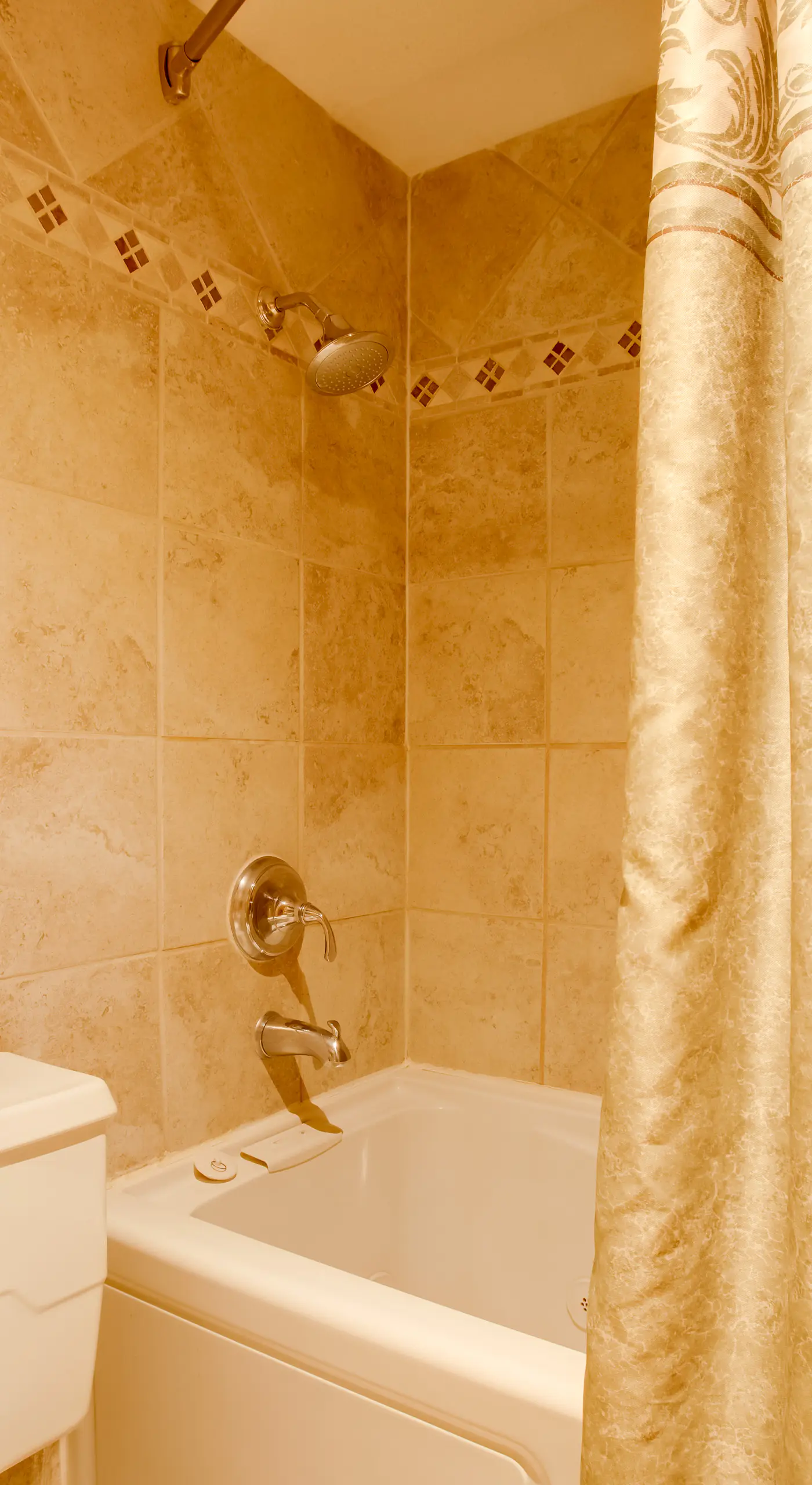 Pool & 3 Hot Tubs: Winter Park Condo on Bus Line
