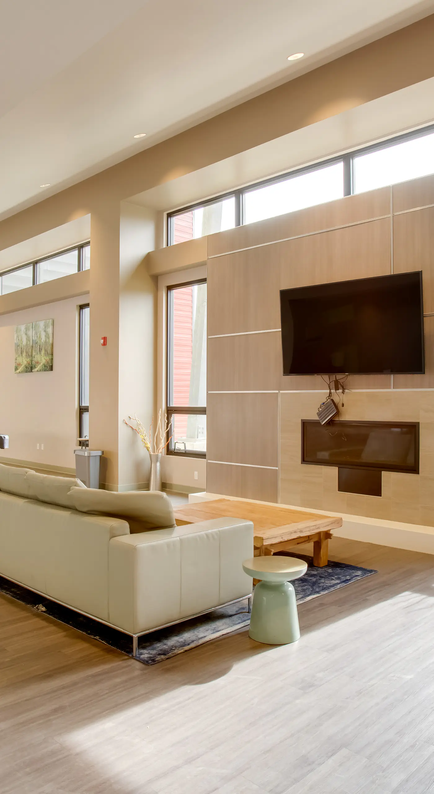 Pool & 3 Hot Tubs: Winter Park Condo on Bus Line